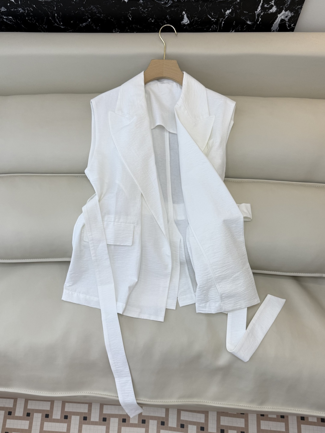 LZ26006#新款马甲💕BC 75% 棉 极简风 马甲上衣 灰色 白色 SML