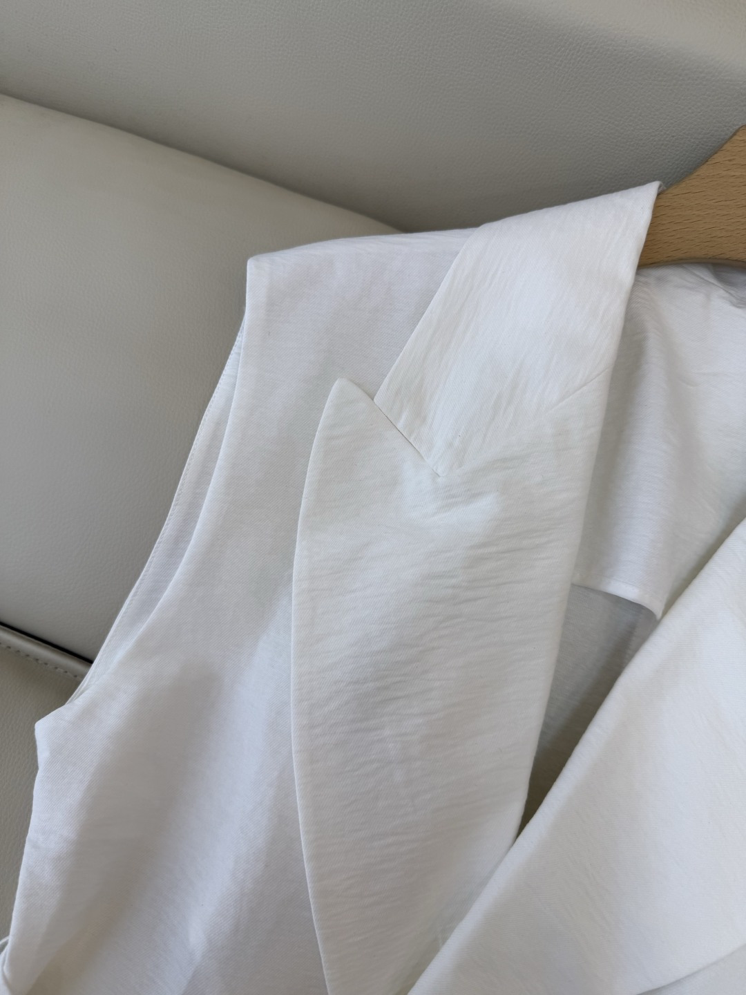 LZ26006#新款马甲💕BC 75% 棉 极简风 马甲上衣 灰色 白色 SML