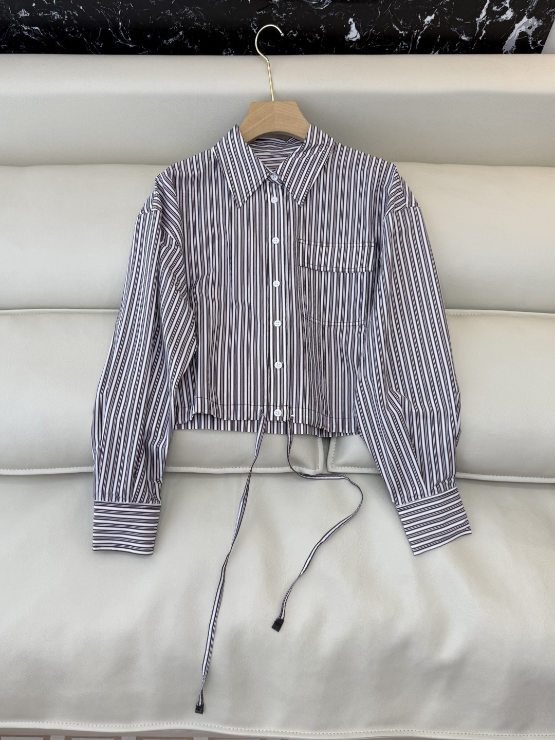 LZ26004+26004A#新款套装💕BC 最新款套装 30% 真丝70% 棉 长袖衬衫➕短裤套装 条