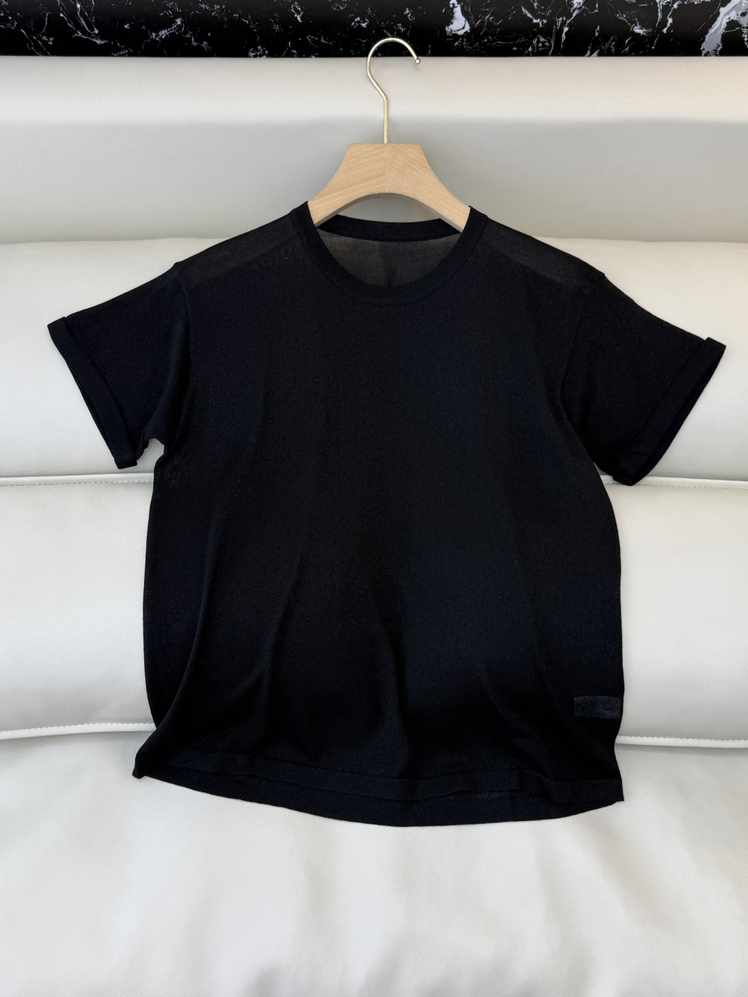 NO:715605,LZ25024M#New Knitted BC Silver Silk Short Sleeve Knitted Multicolor SML,,T-shirt,19860909LZ25024M#新款针织 BC 银丝短袖针织 多色 SML,,T-shirt,,Women's clothing