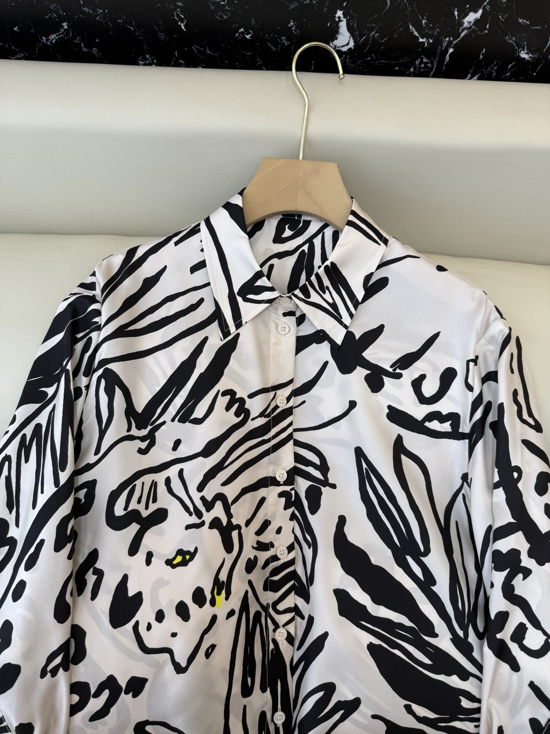 BS1058#新款衬衫💕Max mara 斑马纹 100% 斜纹真丝印花长袖衬衫 36-42