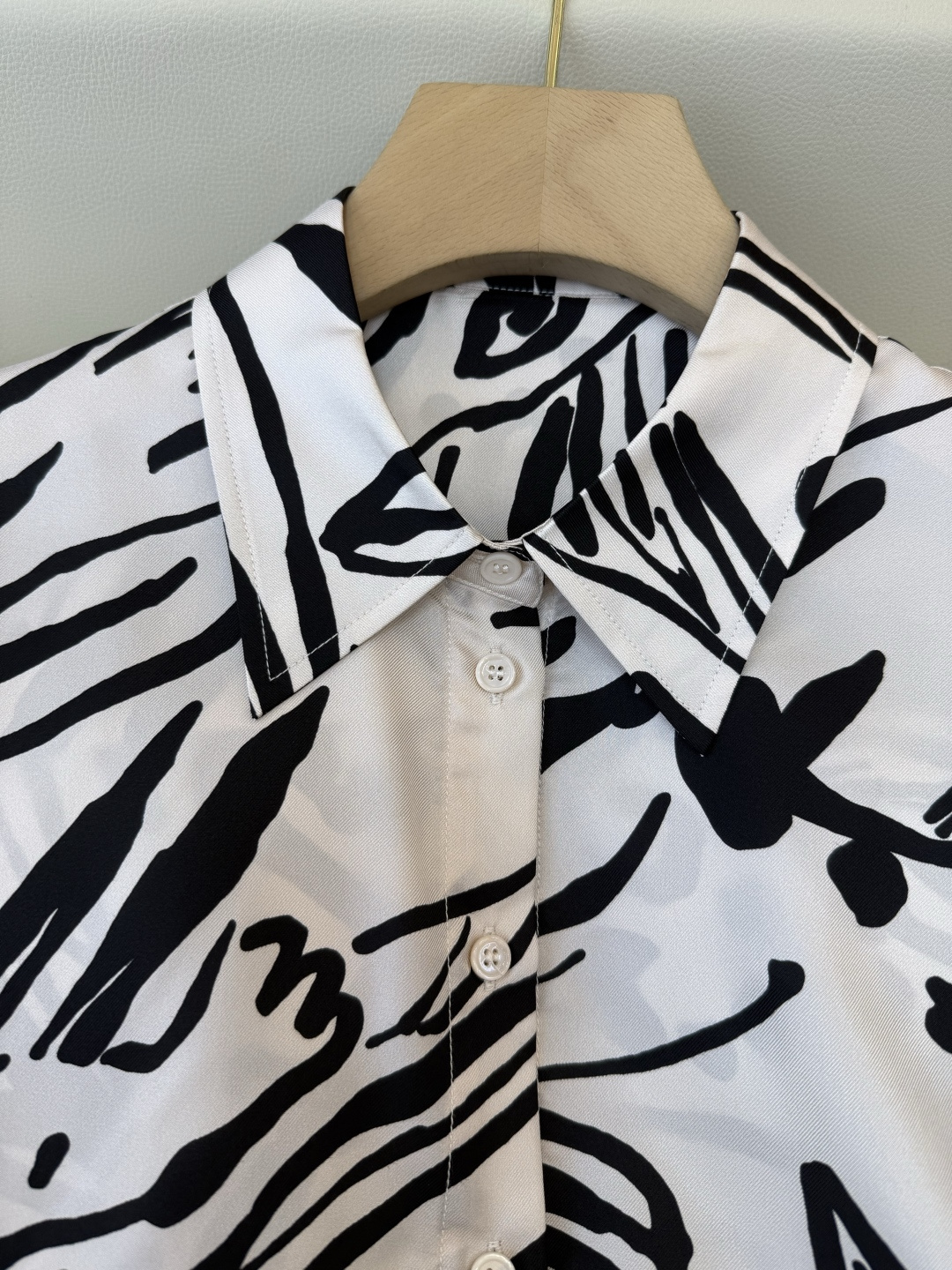 BS1058#新款衬衫💕Max mara 斑马纹 100% 斜纹真丝印花长袖衬衫 36-42