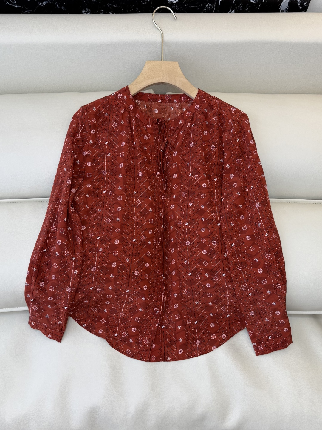 NO:717614,BS1093# New Shirt Crepe de Chine Silk Floral Print Long Sleeve Shirt Red SMLXL,,shirts,real silk,19860909BS1093#新款衬衫 双绉真丝碎花印花 长袖衬衫 红色 SMLXL,,shirts,real silk,,Women's clothing