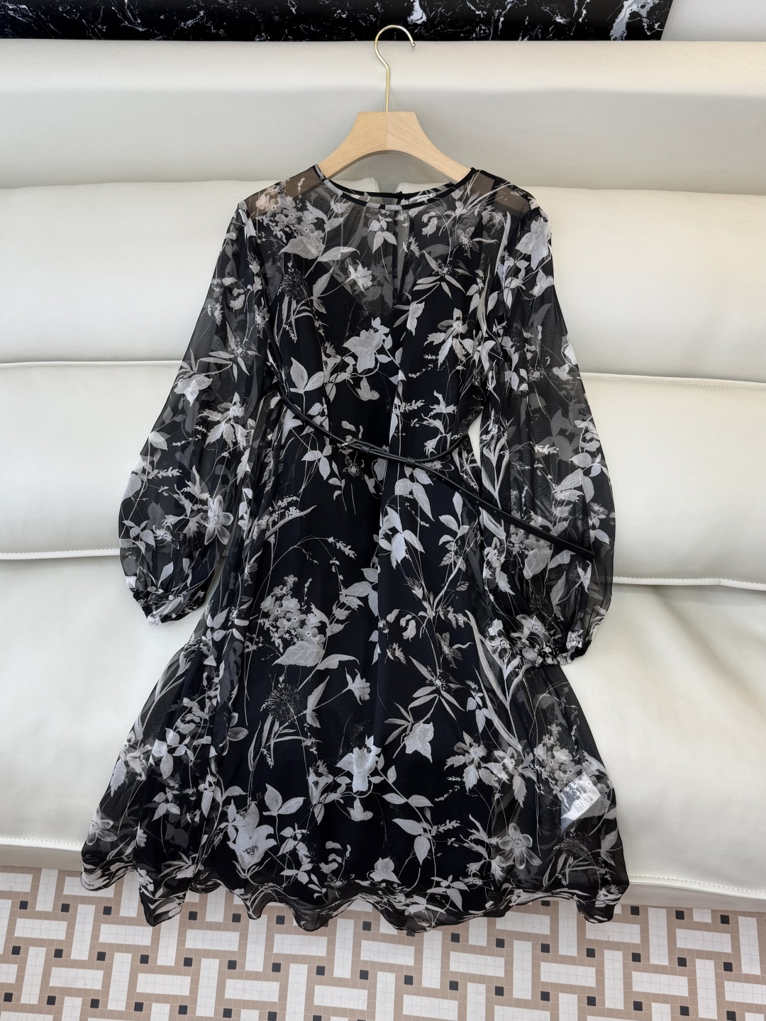 NO:717024,BS1082# New Dress Max Silk Printed Belt Long Sleeve Printed Dress 36-42,,skirts,real silk,19860909BS1082#新款连衣裙 Max 真丝印花 配腰带 长袖印花连衣裙 36-42,,skirts,real silk,,Women's clothing