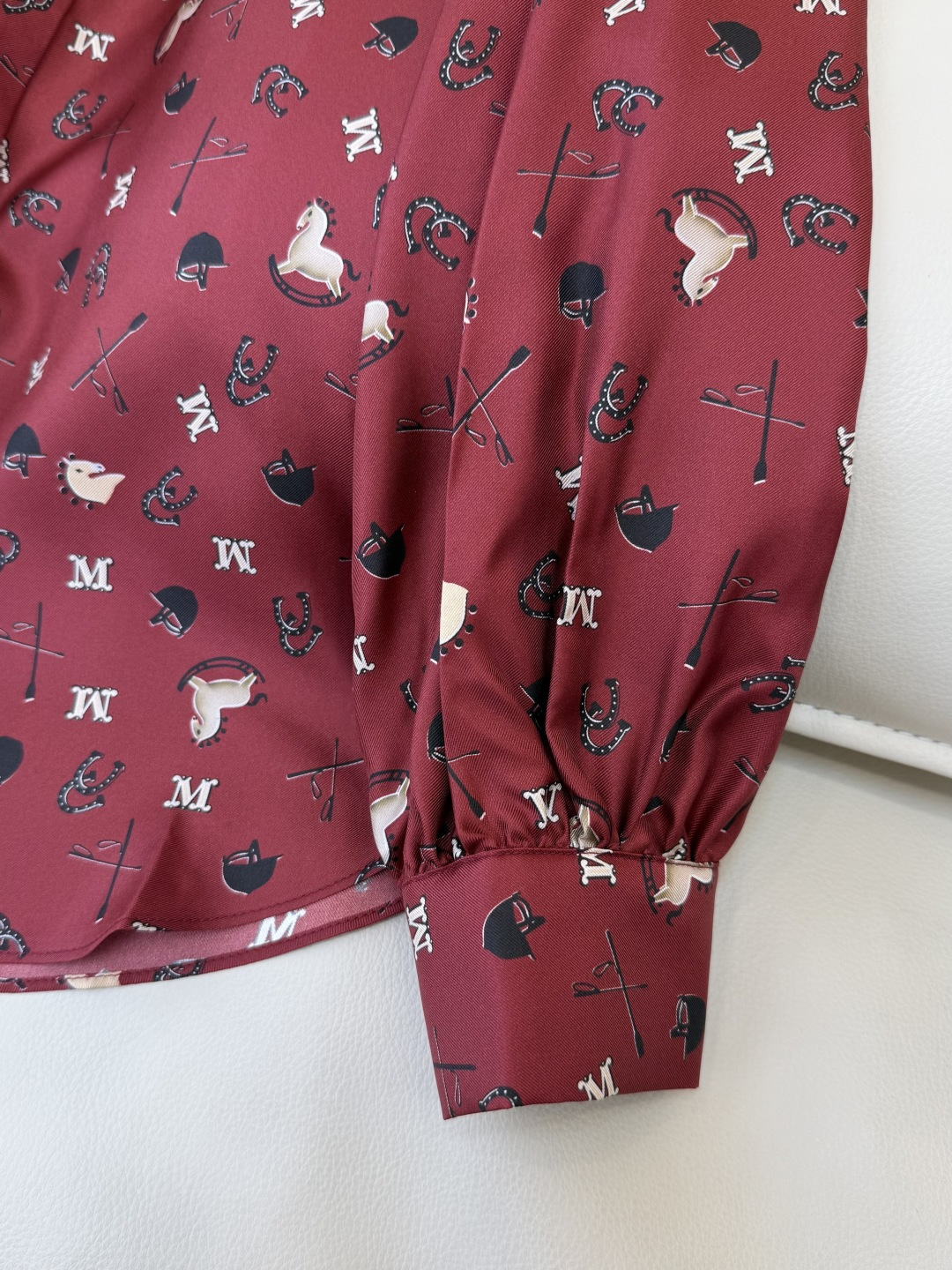 BS1076#新款衬衫💕Max 1100% 真丝斜纹印花 长袖蝴蝶结印花衬衫 红色 杏色 36-42