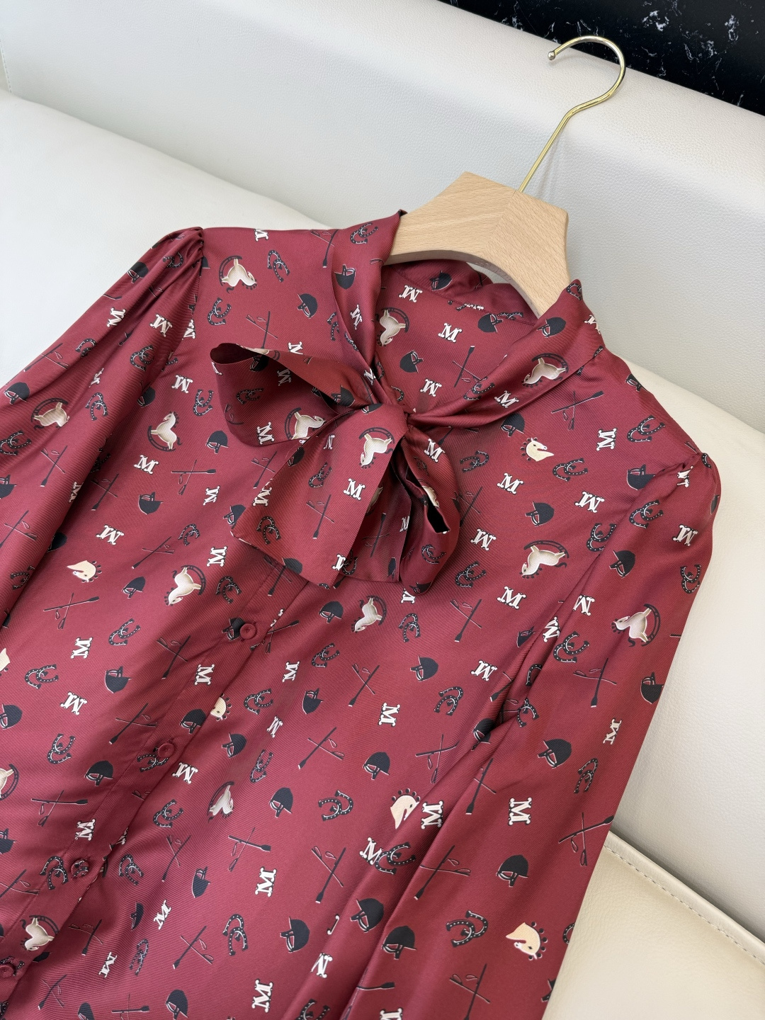 BS1076#新款衬衫💕Max 1100% 真丝斜纹印花 长袖蝴蝶结印花衬衫 红色 杏色 36-42