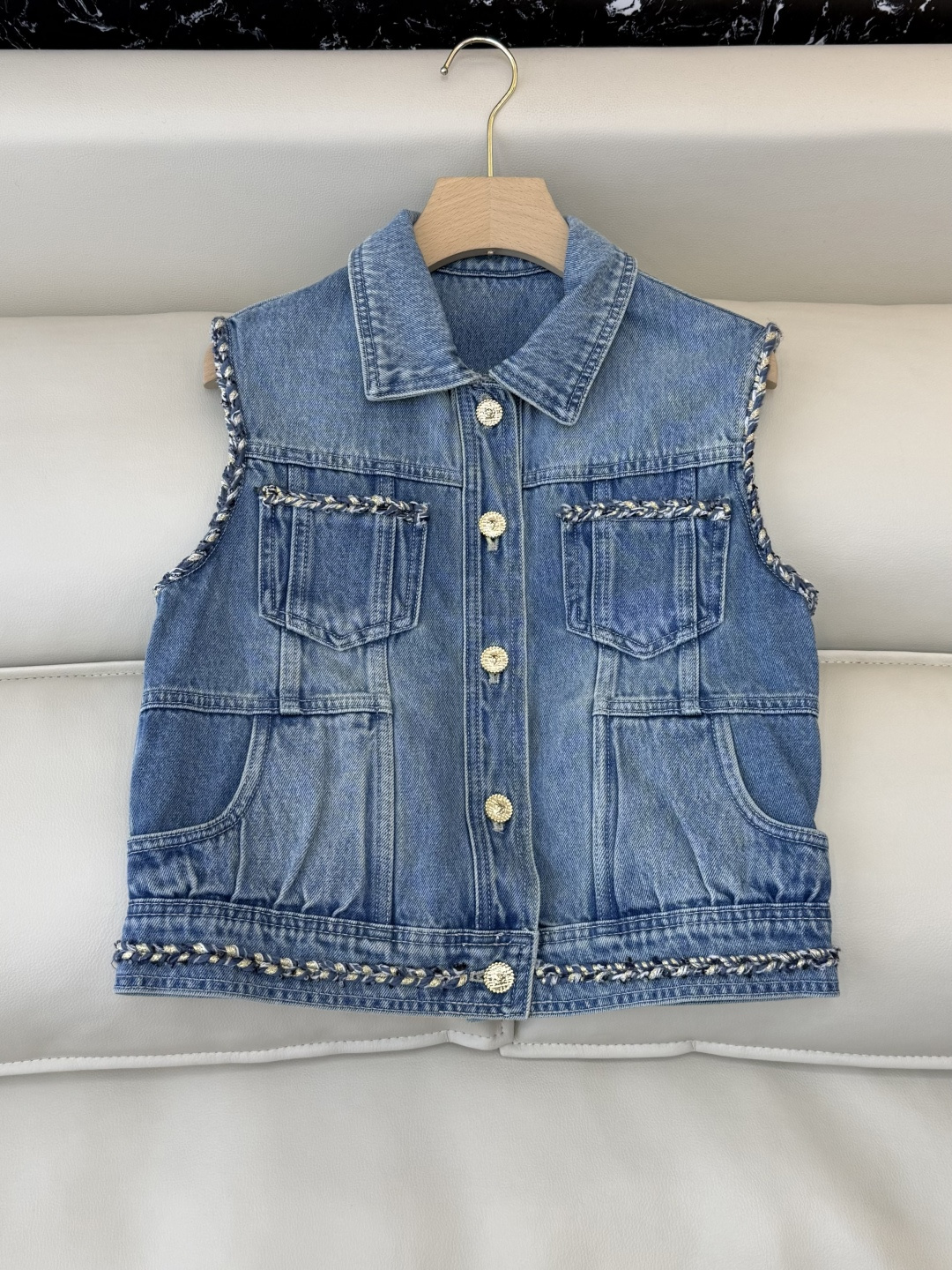 NO:717332,MA017#Factory Xiaoxiang Denim Vest Top 36-42,,19860909MA017#工厂 小香 牛仔马甲背心上衣 36-42,,,Women's clothing
