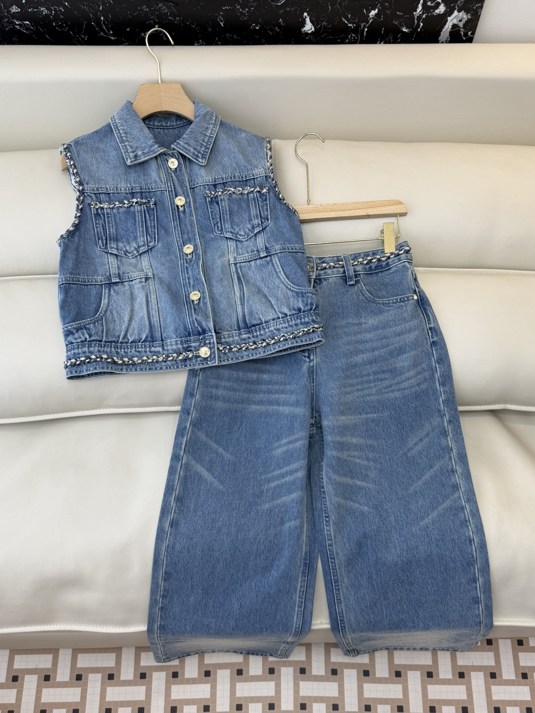 NO:717326,MA017+MA016#Factory Xiaoxiang Denim Vest Denim Pants Set 36-42,,19860909MA017+MA016#工厂 小香 牛仔背心牛仔长裤套装 36-42,,,Women's clothing