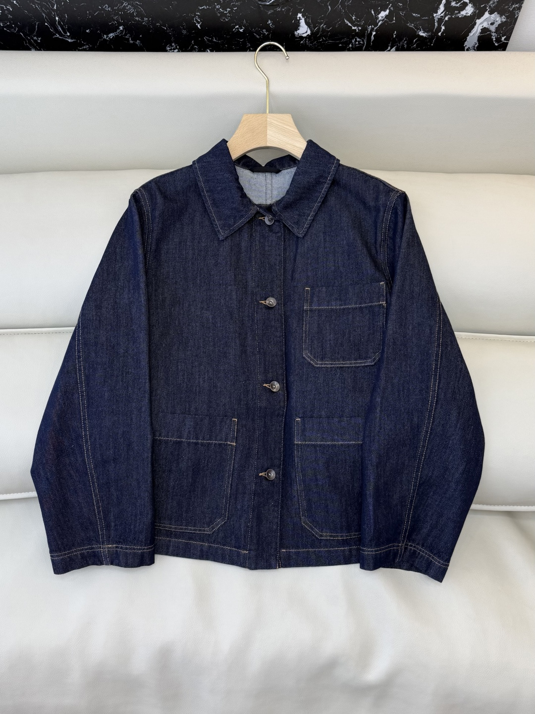 NO:717338,HX005# New Jacket Zhihe Lapel Denim Short Jacket Navy Blue SM L,,jackets & coats,19860909HX005#新款外套 之禾 翻领 牛仔 短外套 藏蓝色 SM L,,jackets & coats,,Women's clothing