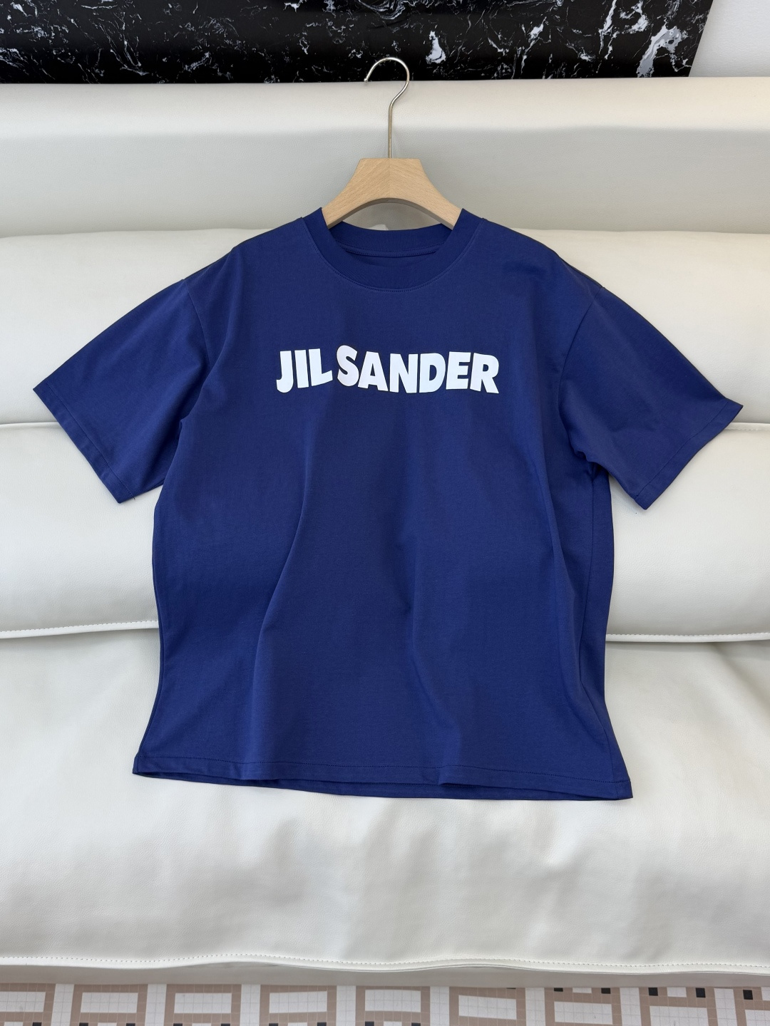 NO:717357,CK060# factory special JIL SANDER minimalist style loose style printed letter logo short-sleeved T-shirt four colors SML,,jil sander,T-shirt,tees,t-shirt,19860909CK060#工厂特 JIL SANDER 极简风 宽松款 印花字母logo 短袖T恤 四色 SML,,jil sander,T-shirt,tees，t-shirt,,Women's clothing