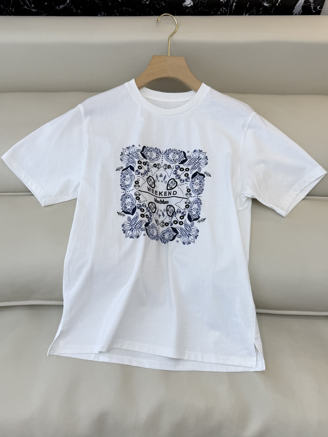 NO:717356,CK053# Factory Max weekend printed letter logo short-sleeved T-shirt SML,,T-shirt,tees,t-shirt,19860909CK053#工厂 Max weekend 印花字母logo 短袖T恤 SML,,T-shirt,tees，t-shirt,,Women's clothing