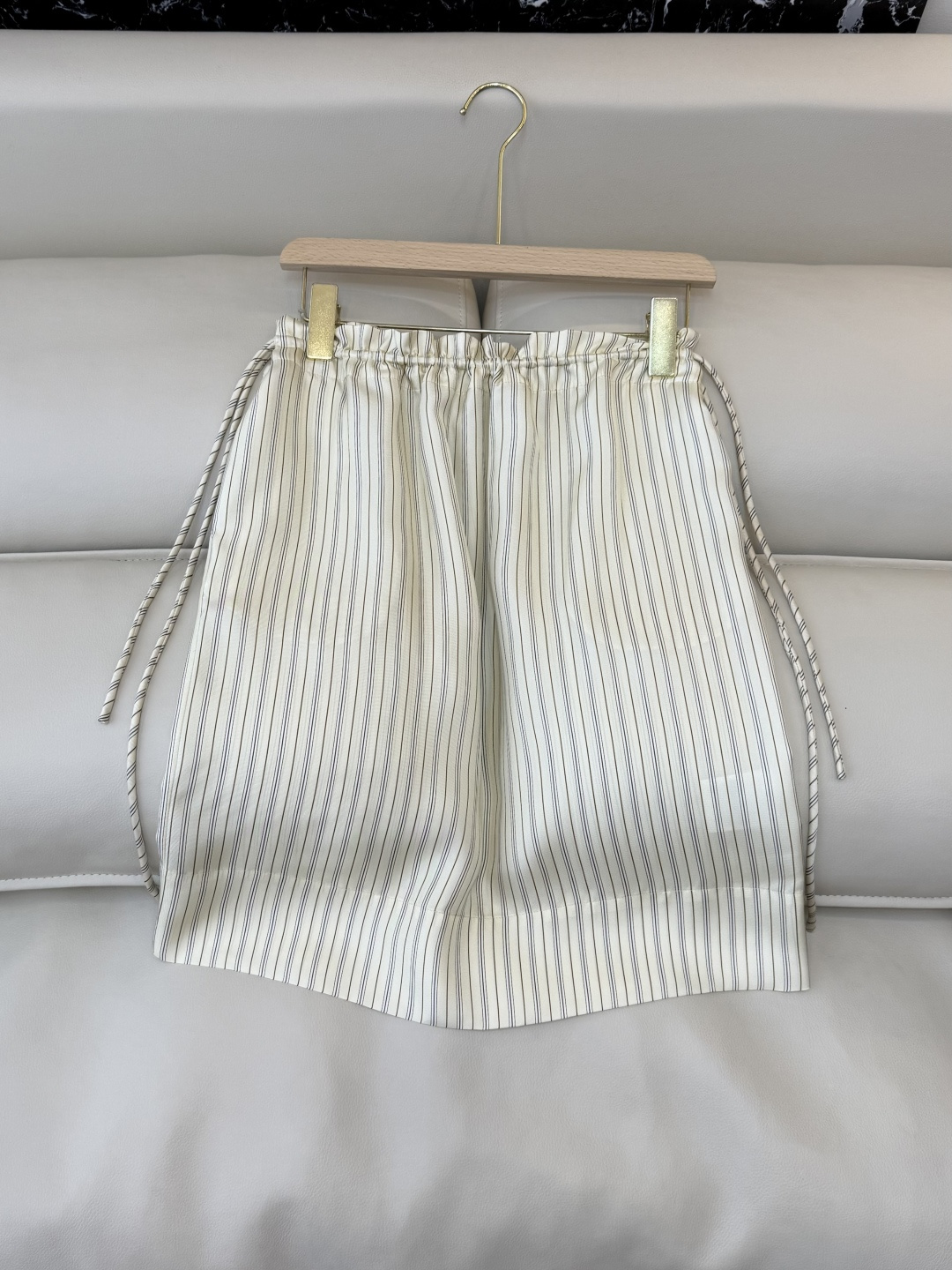 QD8005+8009#新款套装🌾Toteme 100% 真丝 桑蚕丝 条纹印花长袖衬衫➕抽带 真丝半裙