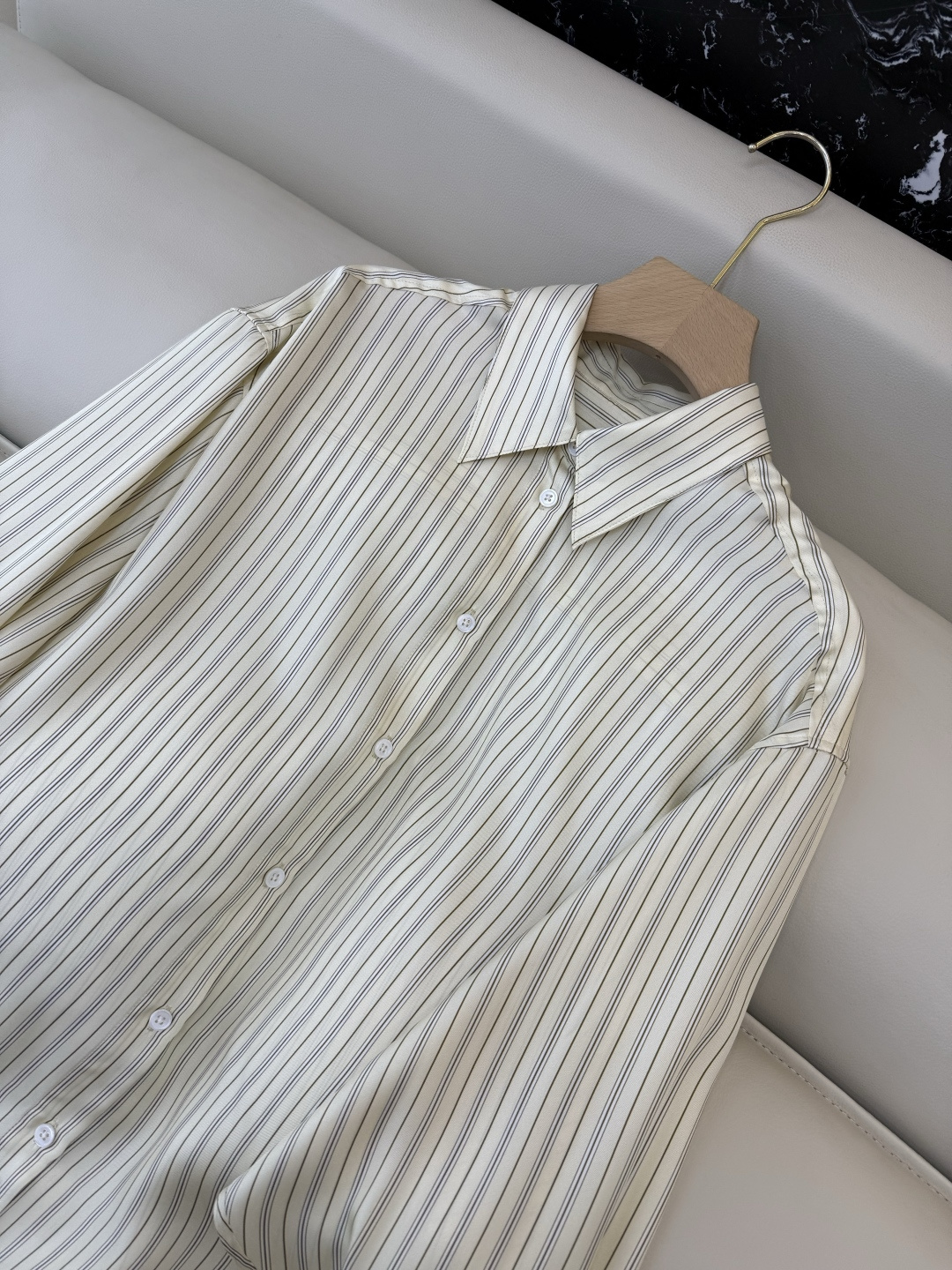 QD8005新款衬衫🌾Toteme 100% 真丝 桑蚕丝 条纹印花长袖衬衫 三色 SMLXL