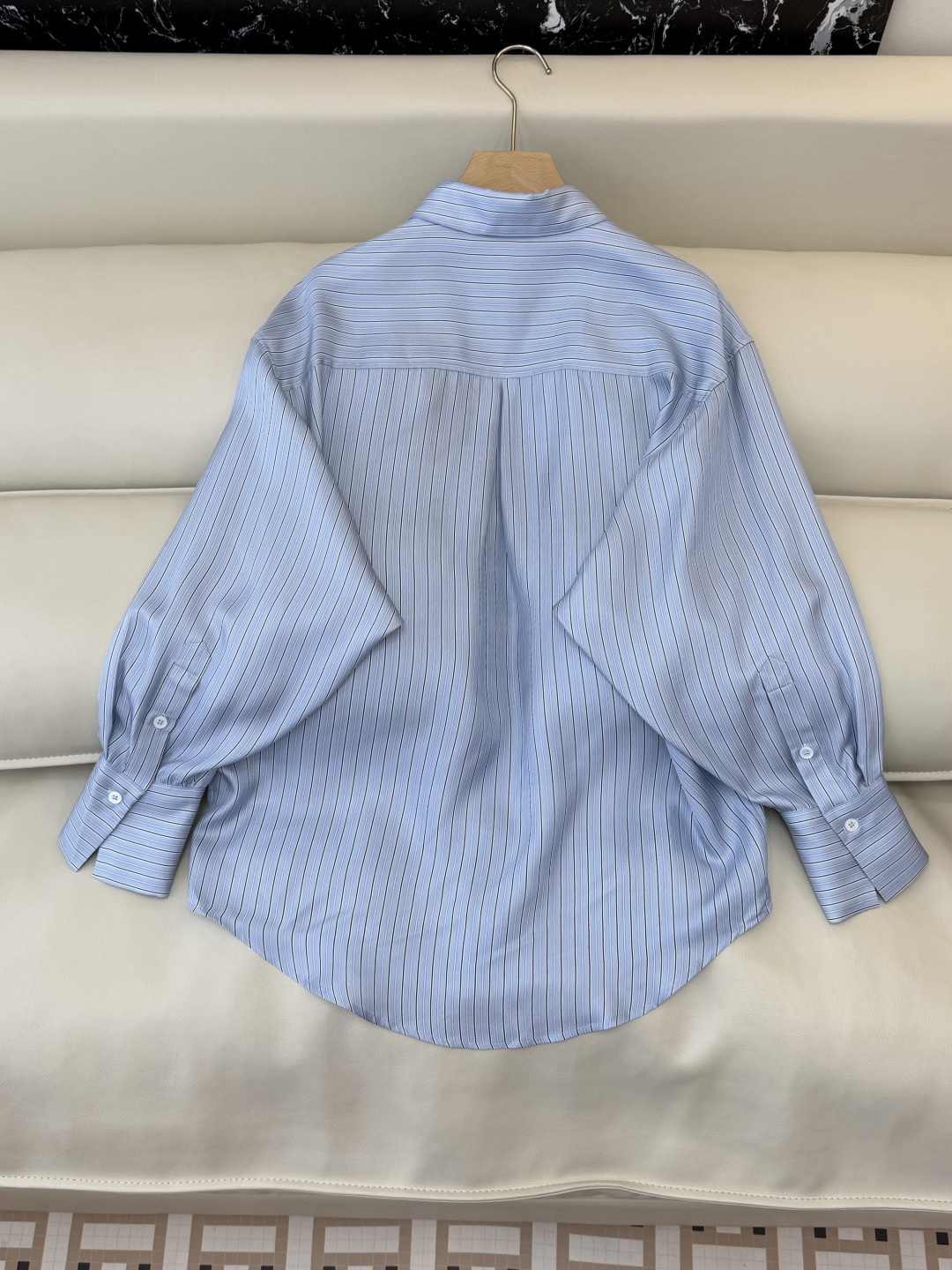 QD8005新款衬衫🌾Toteme 100% 真丝 桑蚕丝 条纹印花长袖衬衫 三色 SMLXL