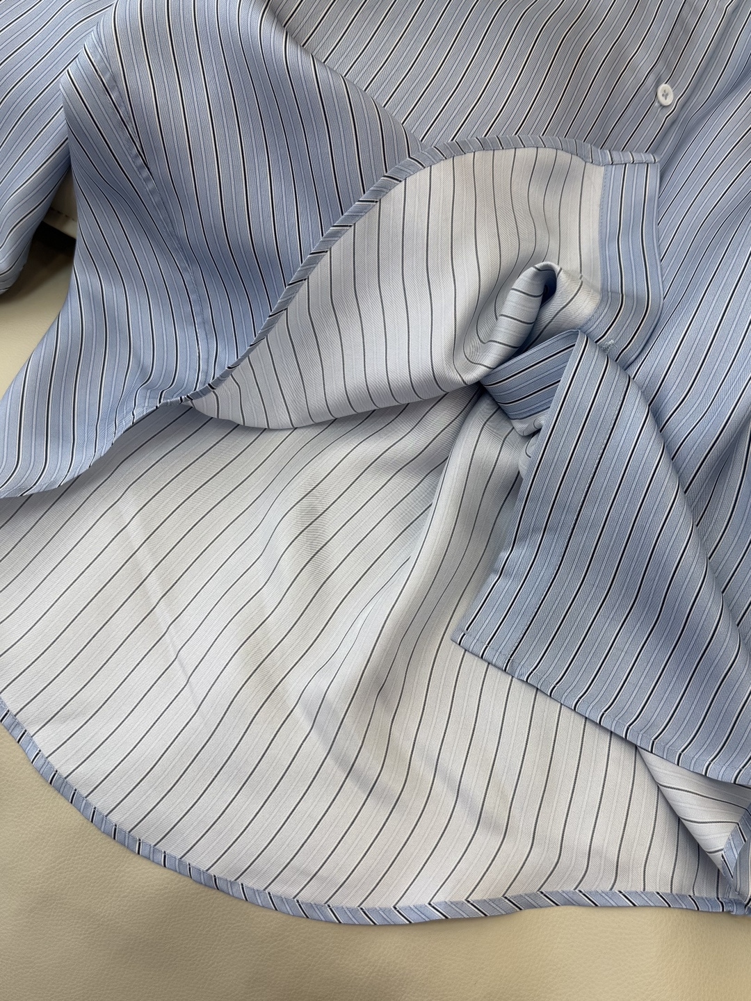 QD8005+8009#新款套装🌾Toteme 100% 真丝 桑蚕丝 条纹印花长袖衬衫➕抽带 真丝半裙