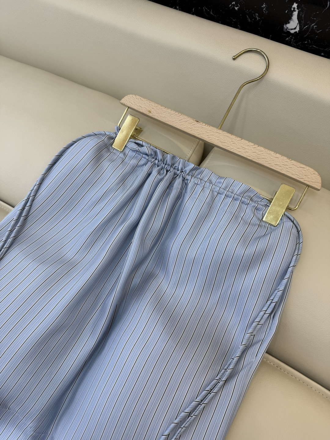 QD8005+8009#新款套装🌾Toteme 100% 真丝 桑蚕丝 条纹印花长袖衬衫➕抽带 真丝半裙