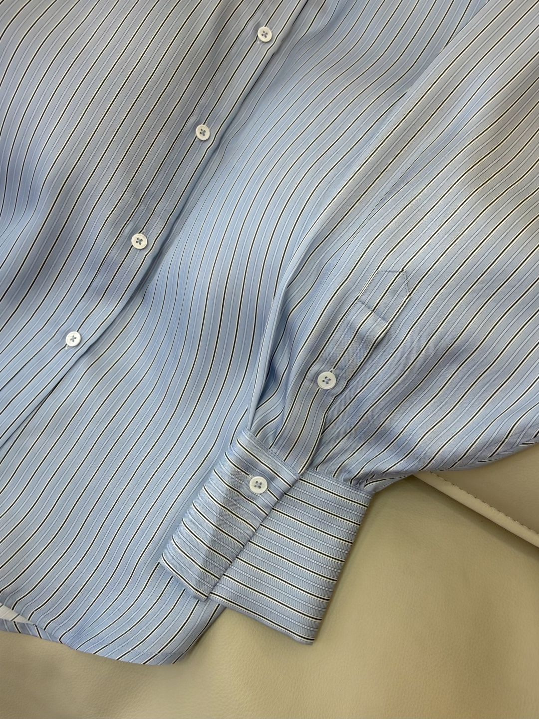 QD8005新款衬衫🌾Toteme 100% 真丝 桑蚕丝 条纹印花长袖衬衫 三色 SMLXL