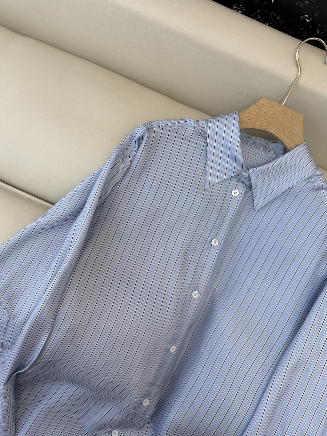 QD8005新款衬衫🌾Toteme 100% 真丝 桑蚕丝 条纹印花长袖衬衫 三色 SMLXL