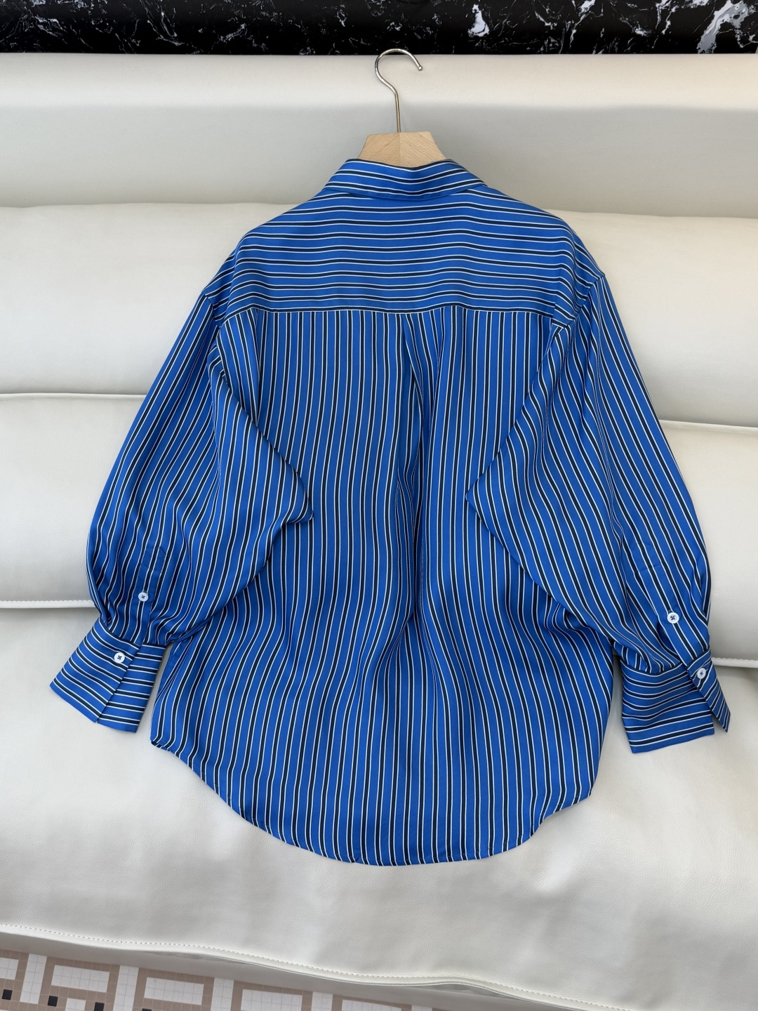 QD8005新款衬衫🌾Toteme 100% 真丝 桑蚕丝 条纹印花长袖衬衫 三色 SMLXL