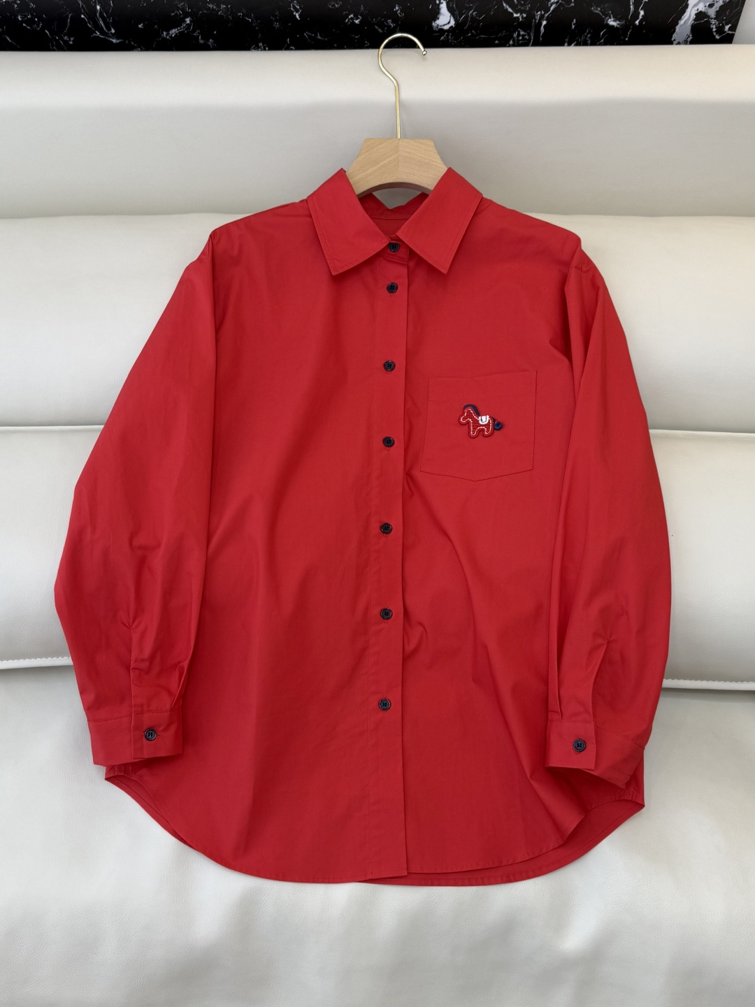 NO:733552,CY095# New Shirt P Pony Embroidery Slim Long Sleeve Shirt Red White SM L,,shirts,19860909CY095#新款衬衫P 小马绣花 修身长袖 衬衫 红色 白色 SM L,,shirts,,Women's clothing