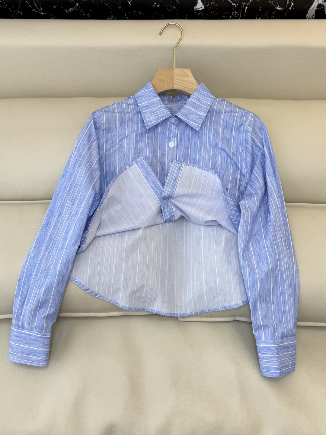 CY096#新款衬衫。miu家 字母绣花 修身长袖 衬衫 白色 条纹蓝 SM L