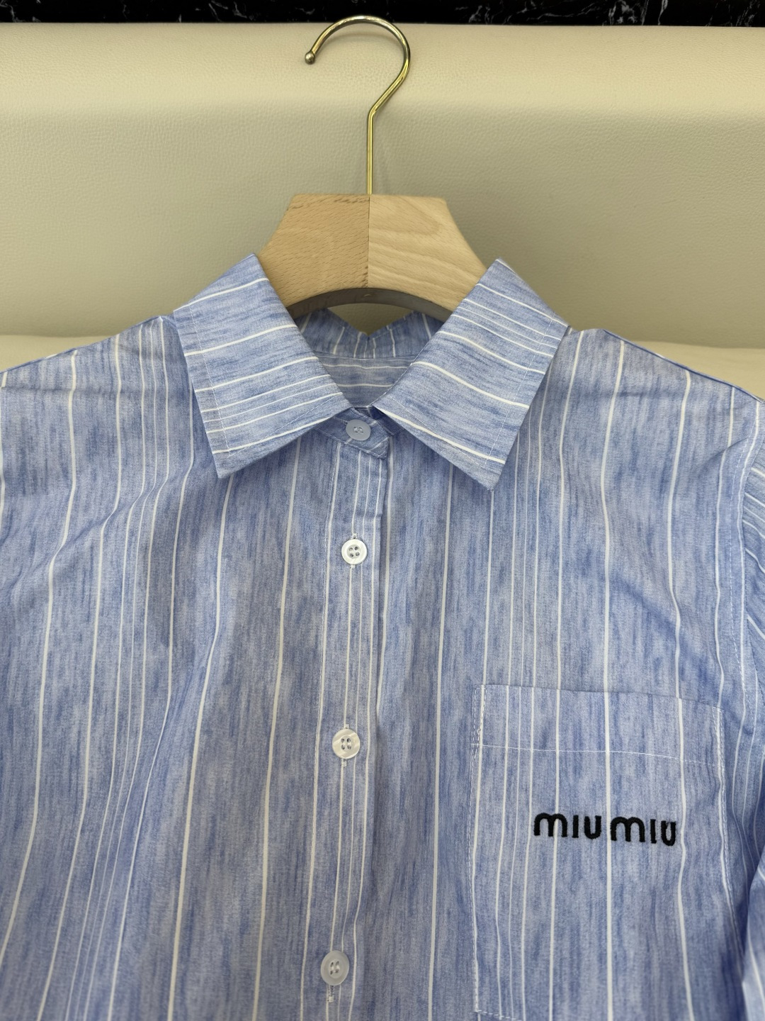 CY096#新款衬衫。miu家 字母绣花 修身长袖 衬衫 白色 条纹蓝 SM L