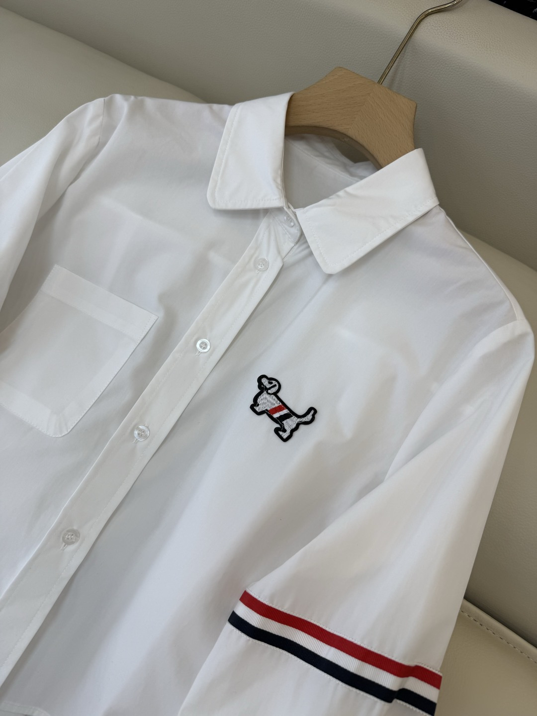 CY099#新款衬衫。TB 绣花 修身长袖 衬衫 白色 蓝色 粉色 SM L