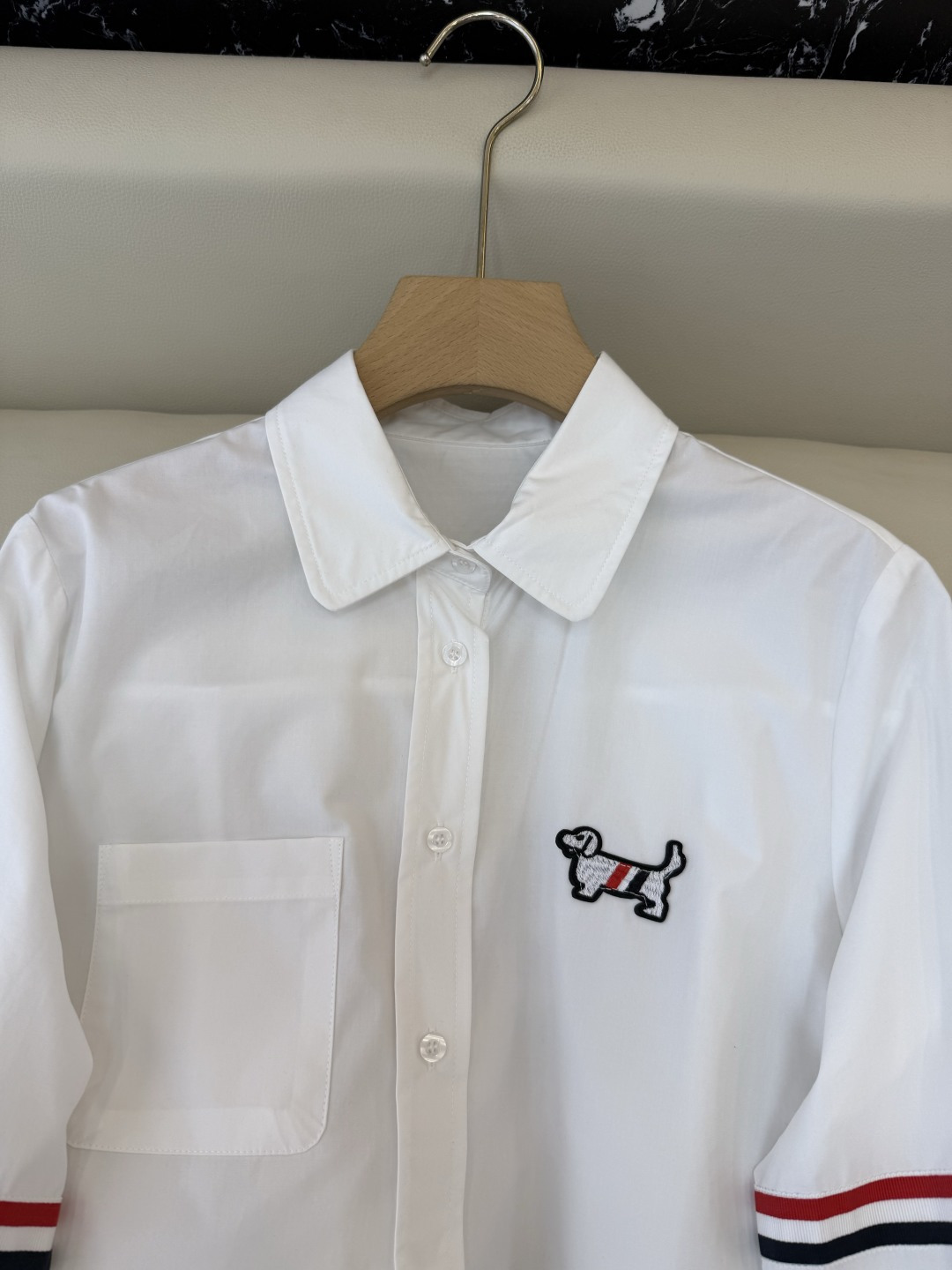 CY099#新款衬衫。TB 绣花 修身长袖 衬衫 白色 蓝色 粉色 SM L