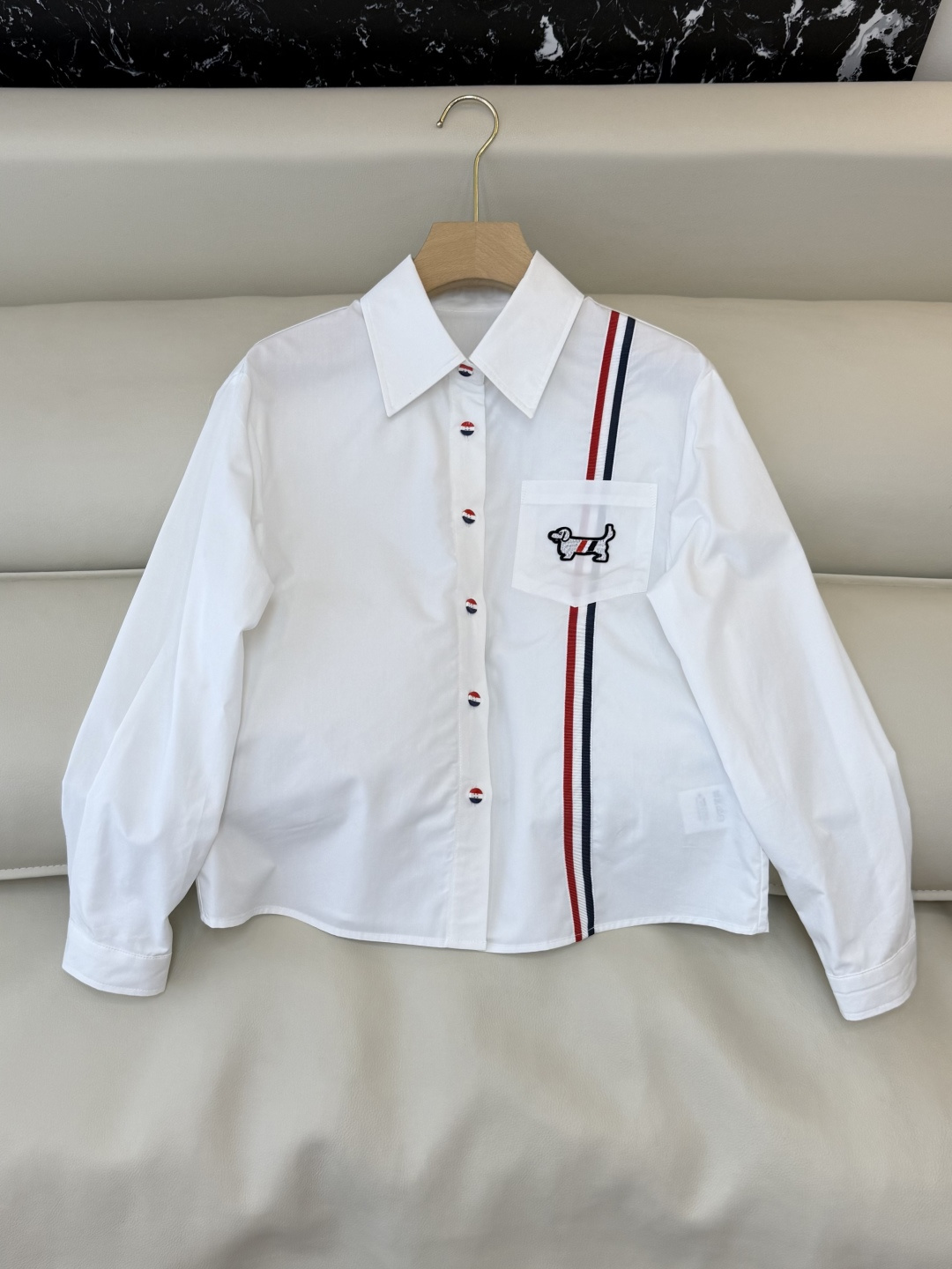 NO:733530,CY0100# New Shirt TB Embroidered Slim Long Sleeve Shirt White SM L,,shirts,19860909CY0100#新款衬衫 TB 绣花 修身长袖 衬衫 白色 SM L,,shirts,,Women's clothing