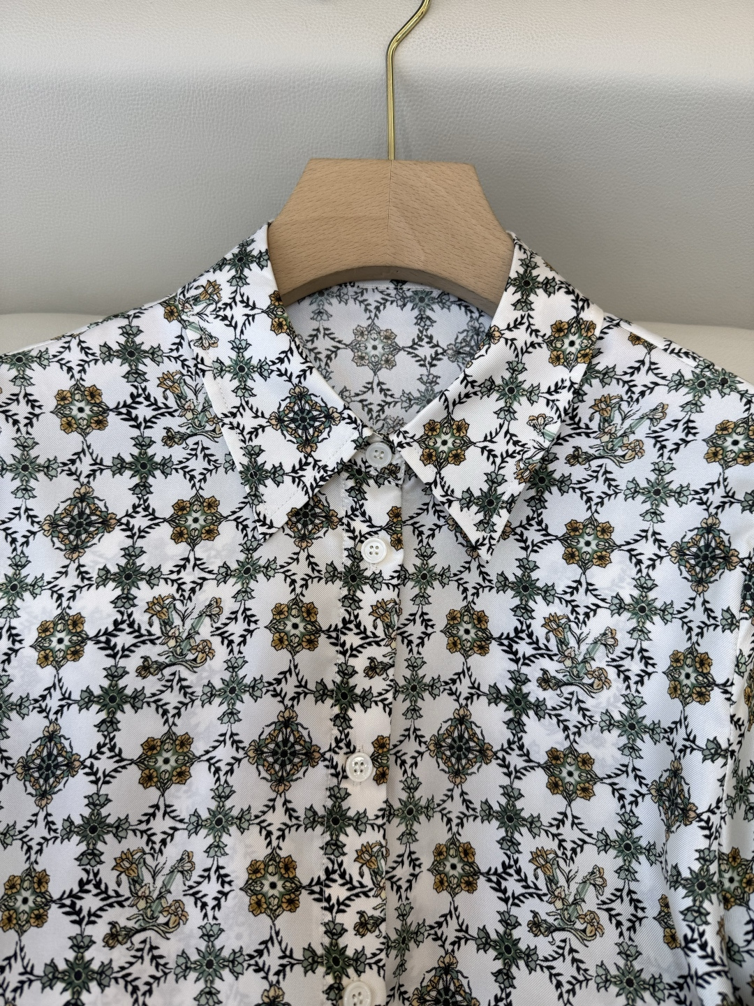 BS1106#新款真丝衬衫💕L V 斜纹真丝印花 100% 真丝衬衫 SMLXL