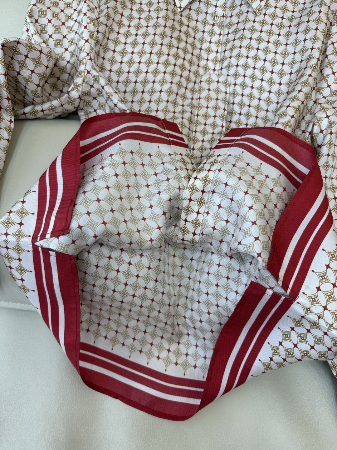 BS1100#新款衬衫💕Max mara 定位印花 100%斜纹真丝 长袖真丝衬衫 36/38/40/4