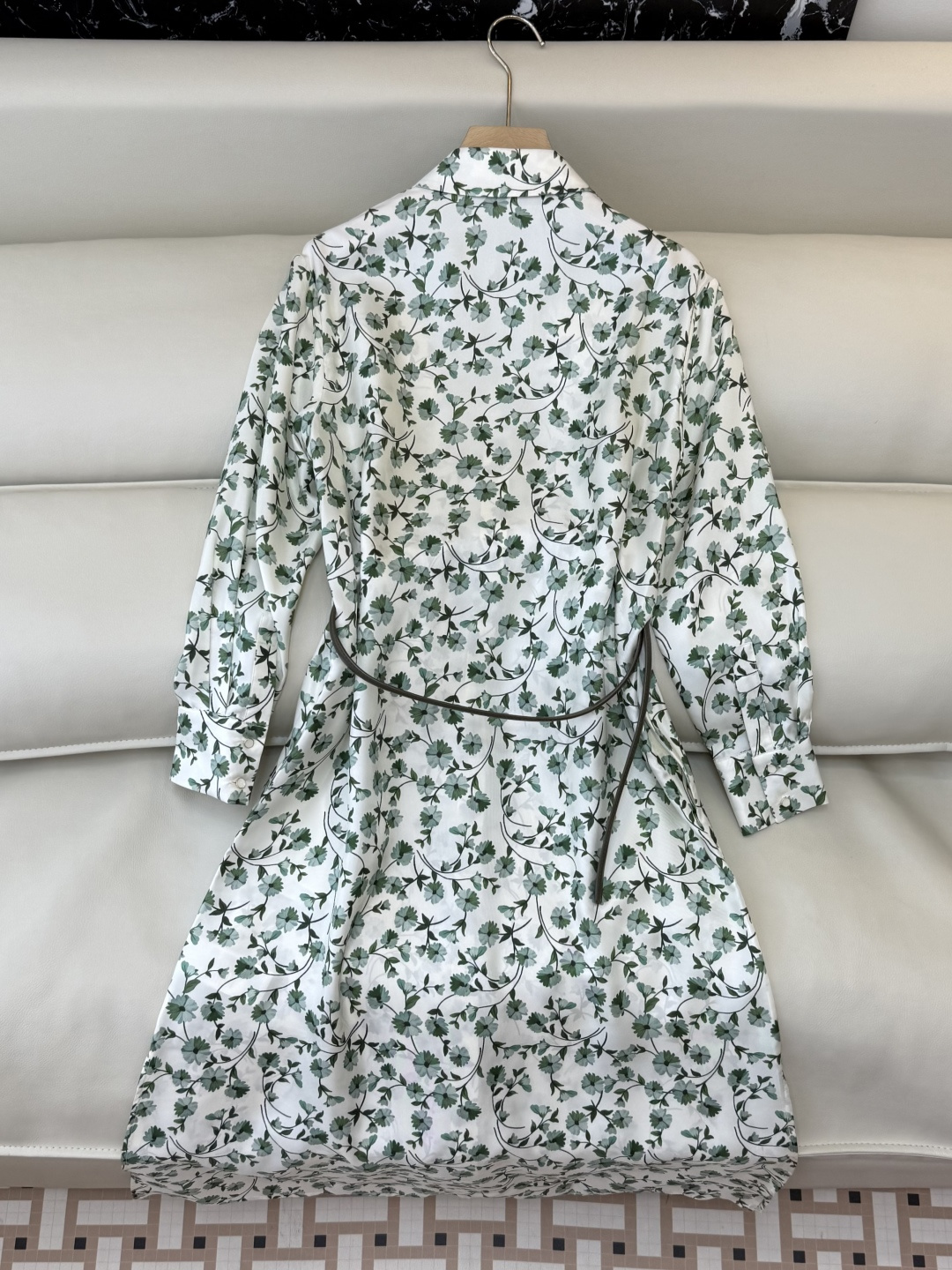 BS1108#新款连衣裙💕Max mara 碎花印花 100% 斜纹真丝印花长袖连衣裙 配腰带 36/3