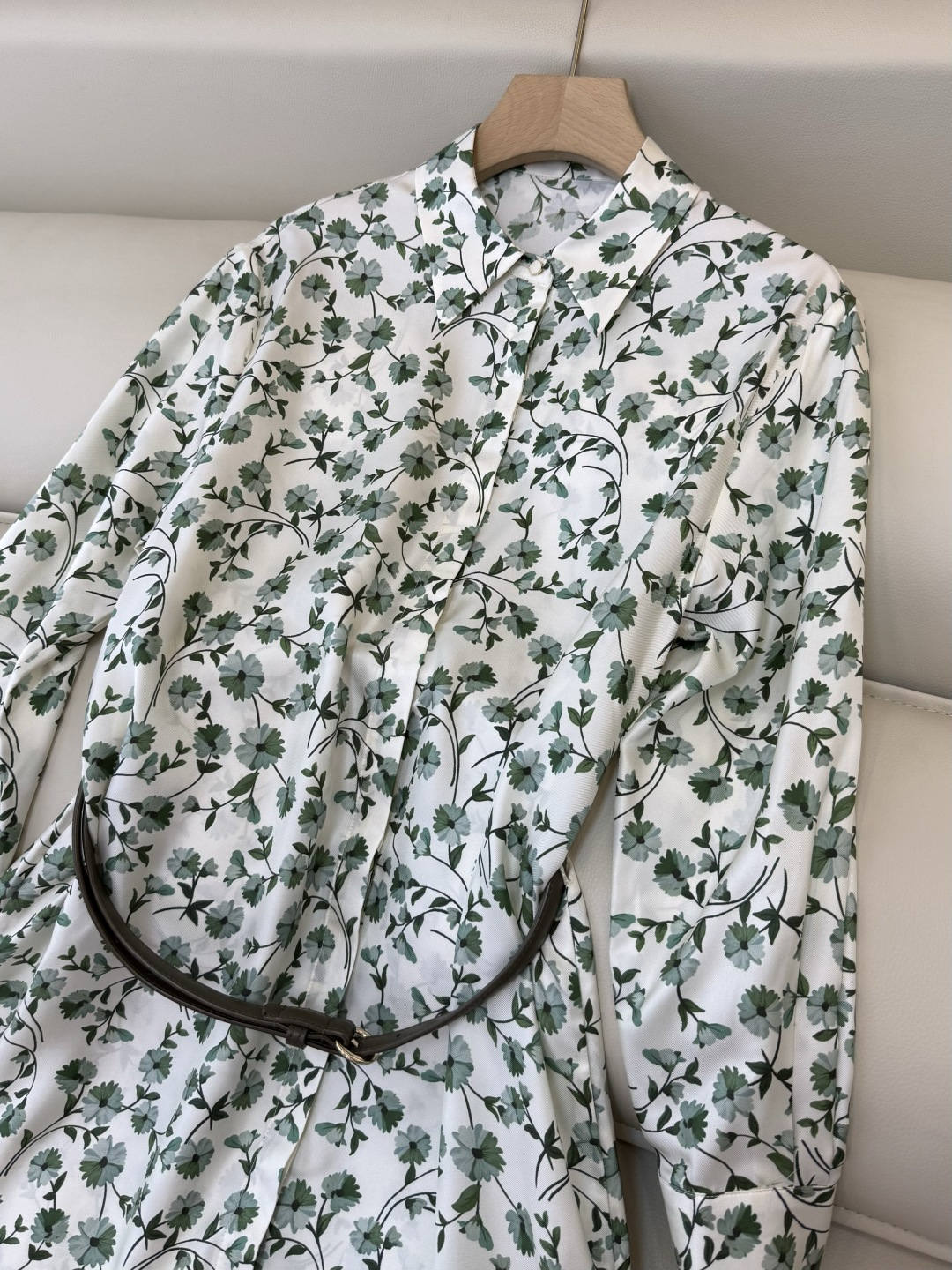 BS1108#新款连衣裙💕Max mara 碎花印花 100% 斜纹真丝印花长袖连衣裙 配腰带 36/3