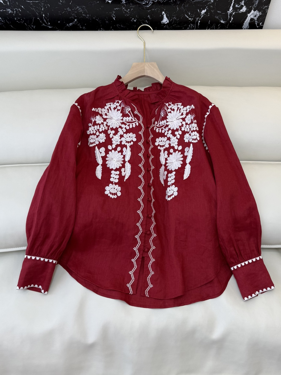 NO:734637,YM078# Factory Heavy Embroidery Linen Long Sleeve Shirt Red Caramel SMLXL,,shirts,19860909YM078#工厂 重工刺绣花 亚麻长袖衬衫 红色 焦糖色 SMLXL,,shirts,,Women's clothing