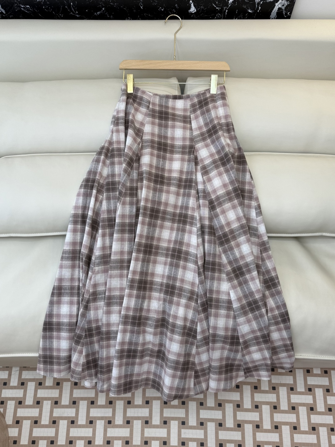 NO:734128,LZ26019C# new skirt 30 silk 70 cotton silk cotton plaid long skirt S ML,,skirts,real silk,19860909LZ26019C#新款半裙 30 真丝 70 棉 真丝棉 格纹 长半裙 S ML,,skirts,real silk,,Women's clothing