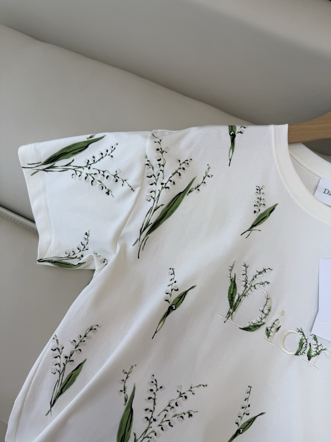 QG0153#新款T恤⚠️特批185‼️dior 铃兰花印花85%棉 15% 亚麻 短袖T恤 SML