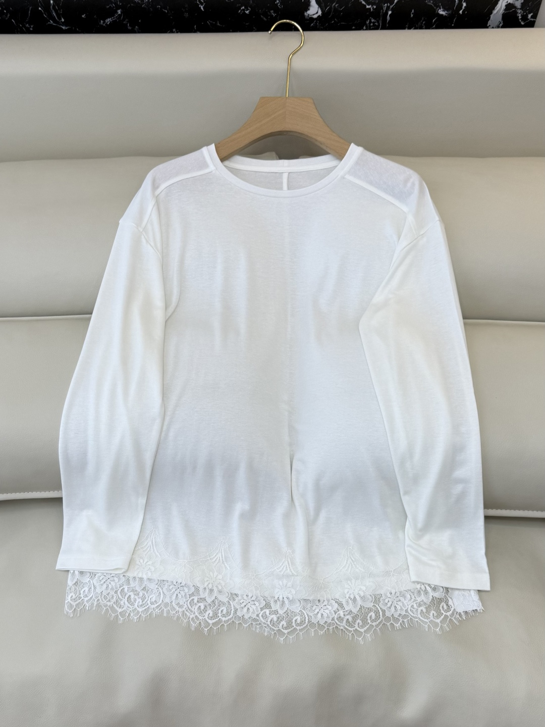 NO:735061,AD060# lace long-sleeved T-shirt factory special ES lace stretch acetate knitted bottoming shirt long-sleeved T-shirt gray black white SML,,tees,t-shirt,19860909AD060#蕾丝长袖T恤工厂特 ES 蕾丝花边 弹力醋酸纤维针织打底衫 长袖T恤 灰色 黑色 白色 SML,,tees，t-shirt,,Women's clothing