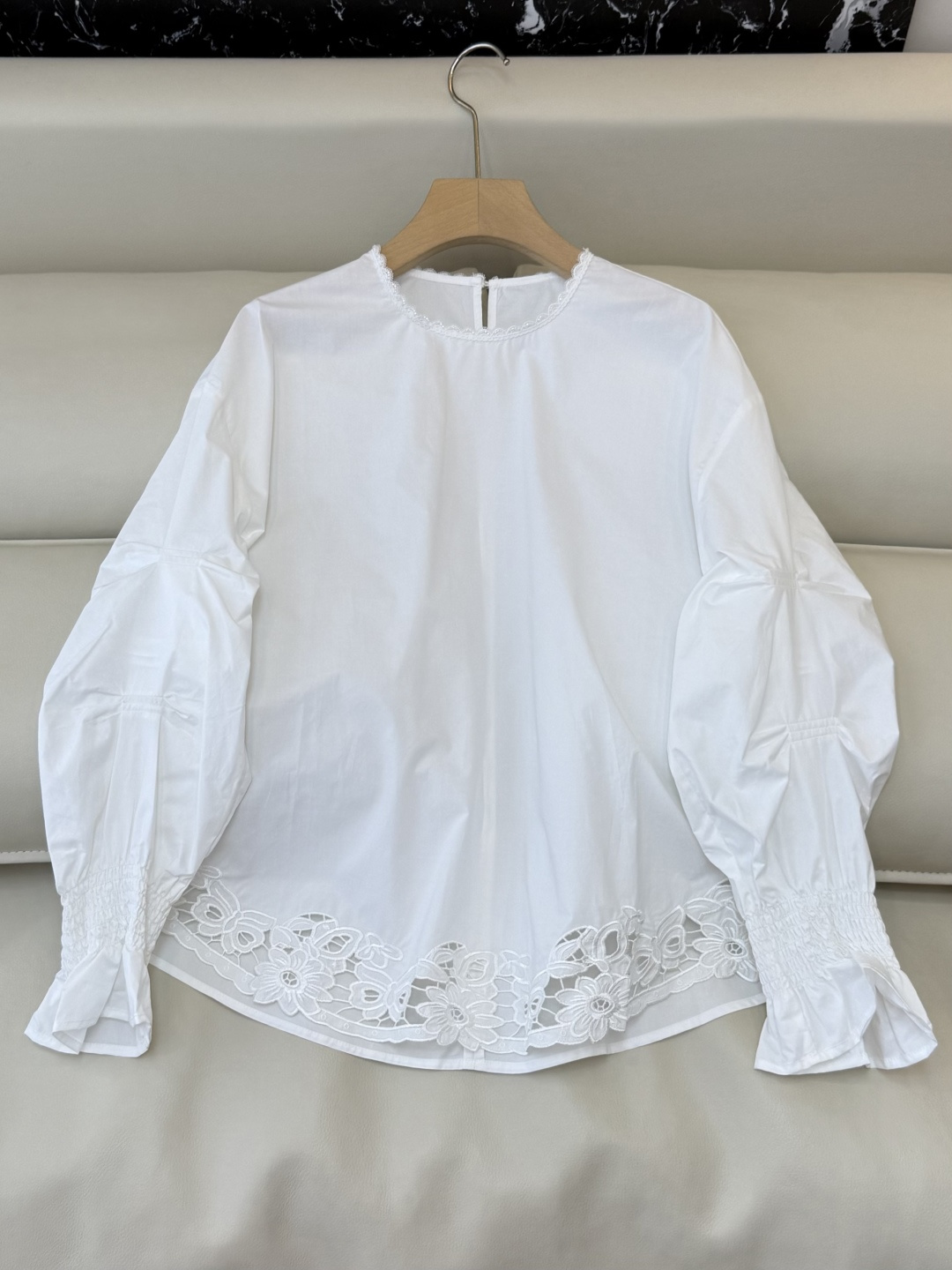 NO:735969,SM0891# New shirt factory zimm hollow embroidered long-sleeved white shirt SMLXL,,shirts,19860909SM0891#新款衬衫工厂 zimm 镂空刺绣长袖白衬衫 SMLXL,,shirts,,Women's clothing