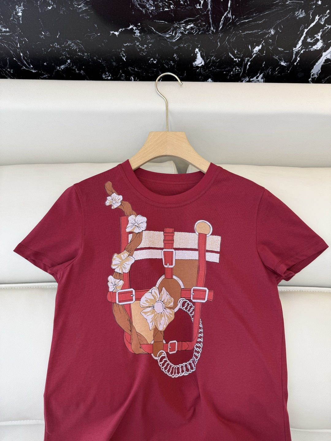 QG0157#新款T恤⚠️‼️H家 爱马仕 独家版 印花 短袖T恤 黑色 白色 樱桃红 SML