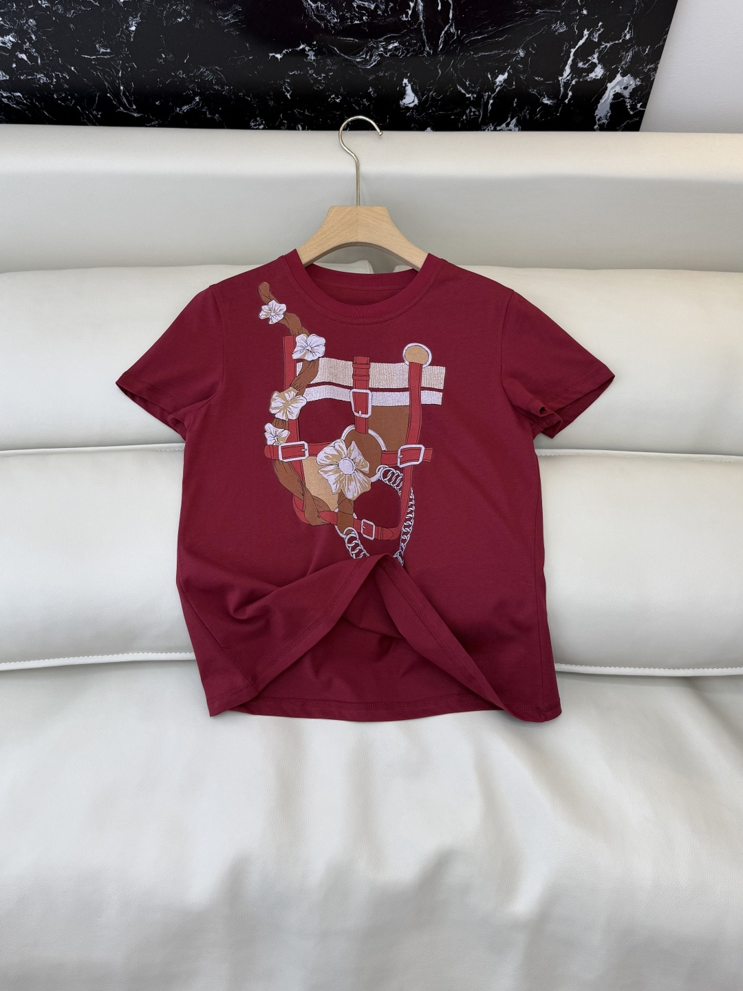 QG0157#新款T恤⚠️‼️H家 爱马仕 独家版 印花 短袖T恤 黑色 白色 樱桃红 SML