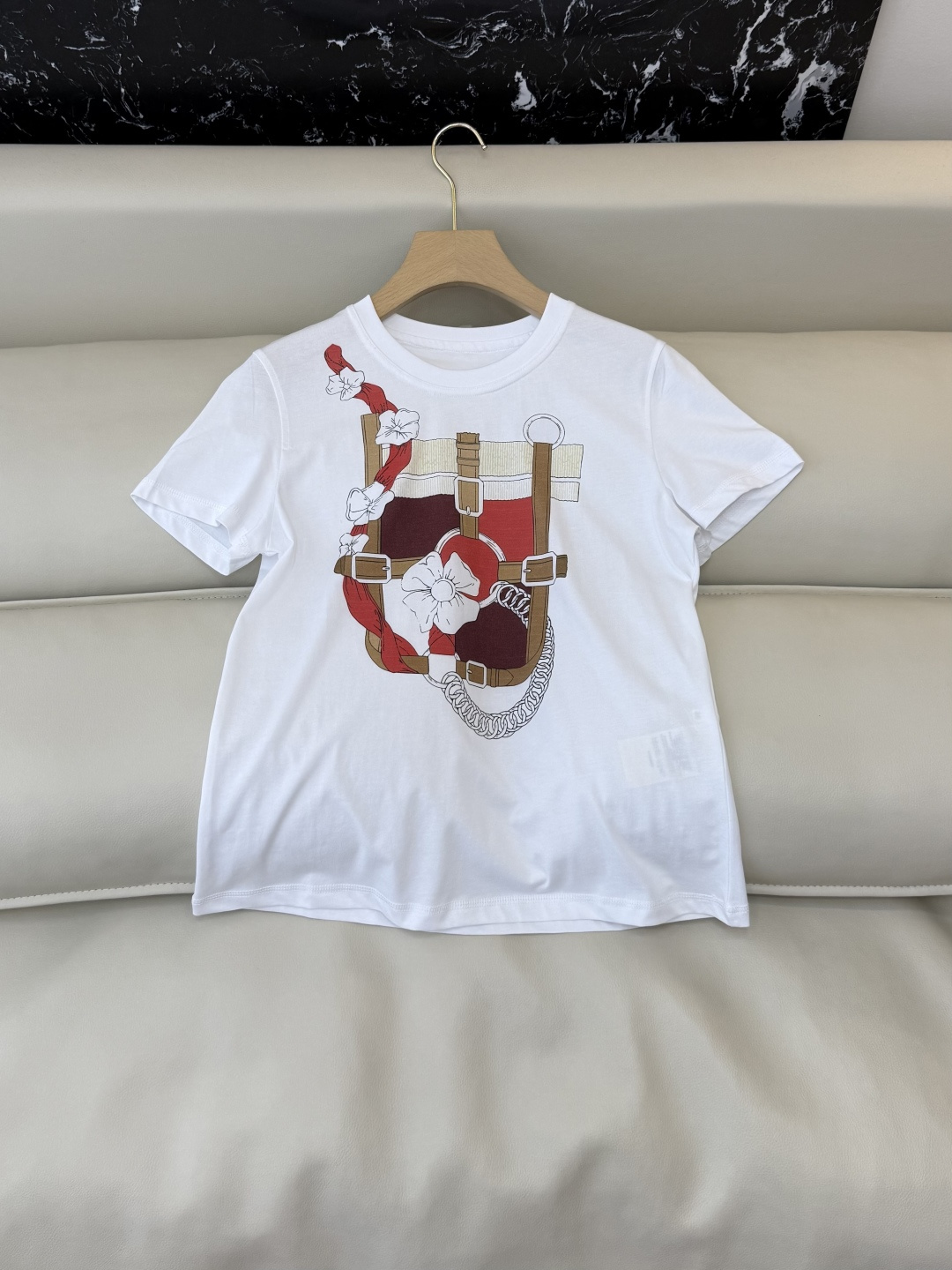 QG0157#新款T恤⚠️‼️H家 爱马仕 独家版 印花 短袖T恤 黑色 白色 樱桃红 SML