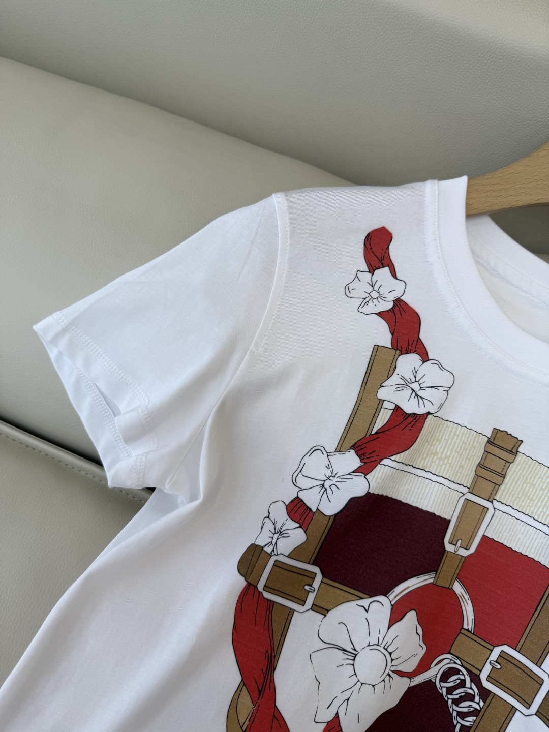 QG0157#新款T恤⚠️‼️H家 爱马仕 独家版 印花 短袖T恤 黑色 白色 樱桃红 SML