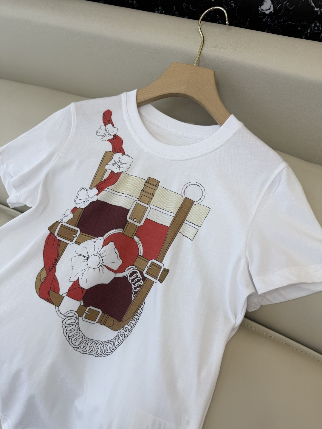 QG0157#新款T恤⚠️‼️H家 爱马仕 独家版 印花 短袖T恤 黑色 白色 樱桃红 SML