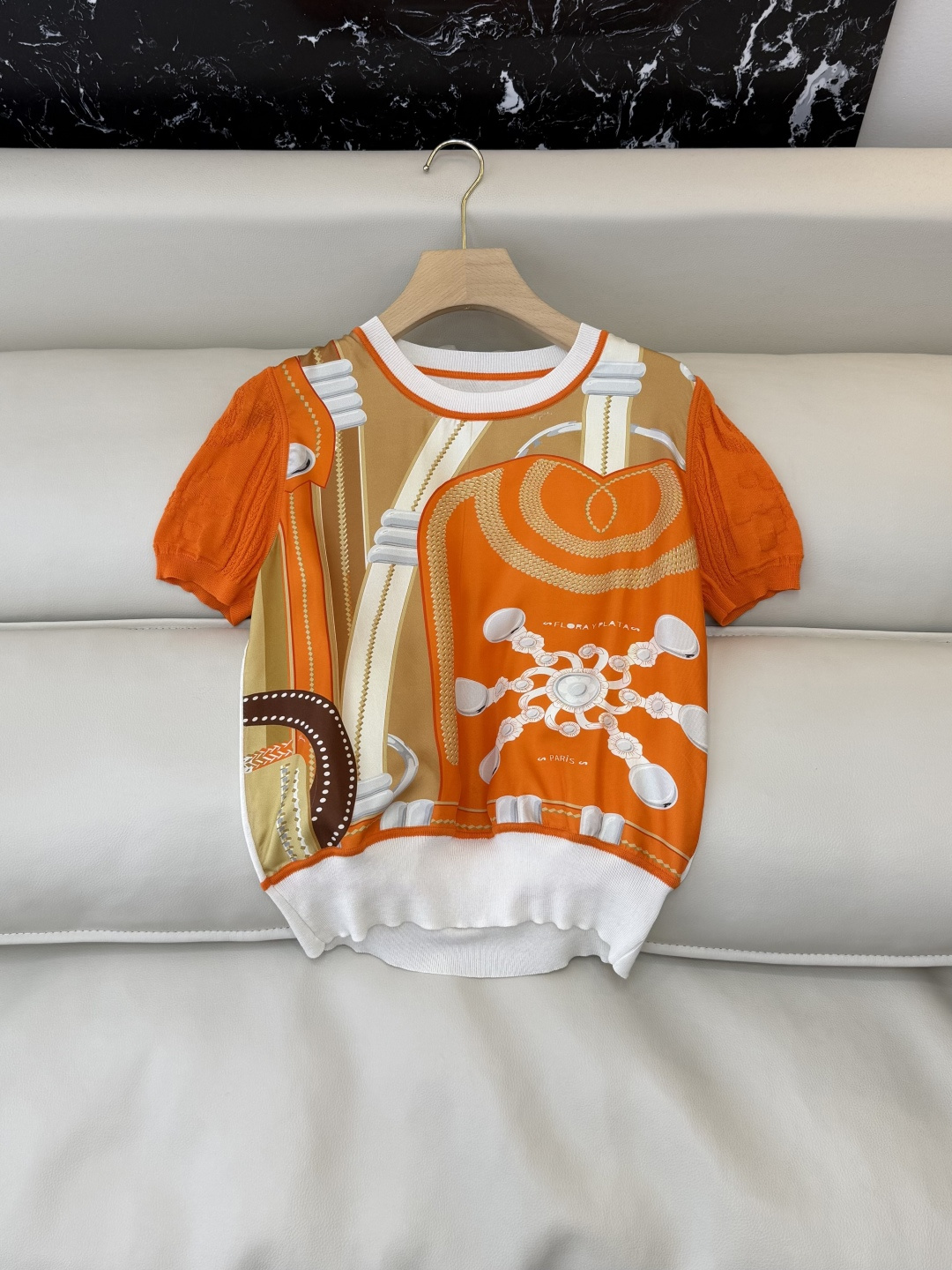 NO:722629,H326014# New Wool Knitting H Home Hermes Splicing Style Silk Splicing 20 Wool Round Neck Short Sleeve Pullover Three Colors S-XL, Hermes-Clothing, hermes, T-shirt, real silk,19860909H326014#新款羊毛针织 H家 爱马仕拼接款 真丝拼接20 羊毛 圆领短袖套头衫 三色 S-XL,爱马仕-服装,hermes,T-shirt,real silk,,Women's clothing