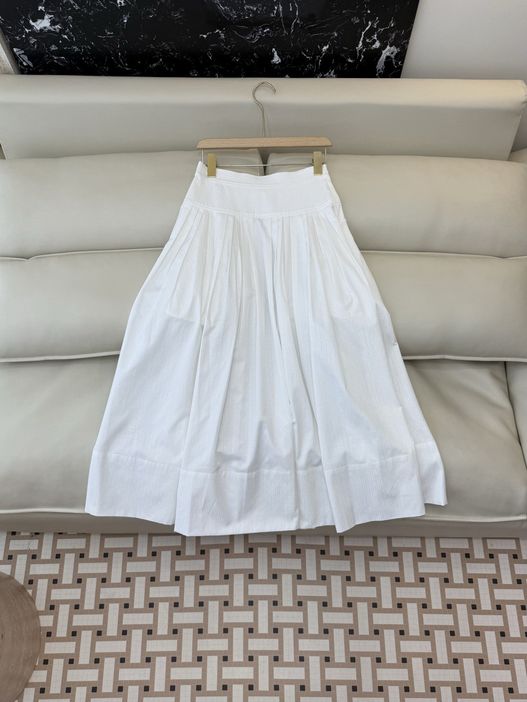 QGL041#新款套装💕Hermes H家 爱马仕 H字母暗纹 短袖衬衫➕长半裙 套装 黑色 燕麦咖色 