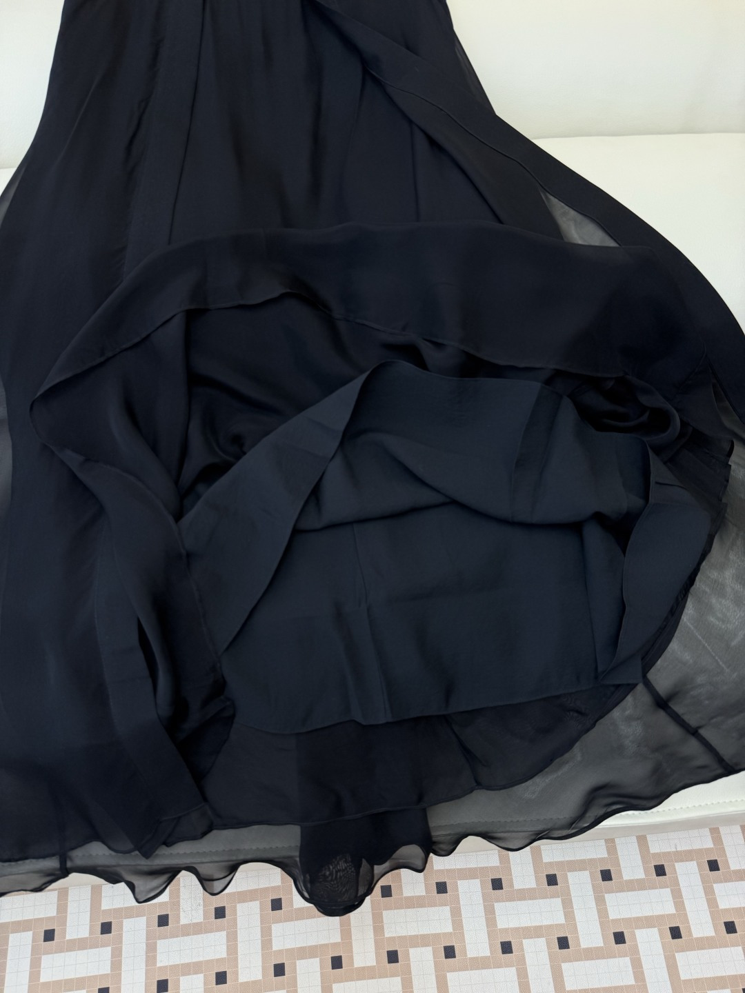 LZ26011#新款半裙🌾BC 大爆款 30%桑蚕丝 真丝飘逸长半裙 两色 SML