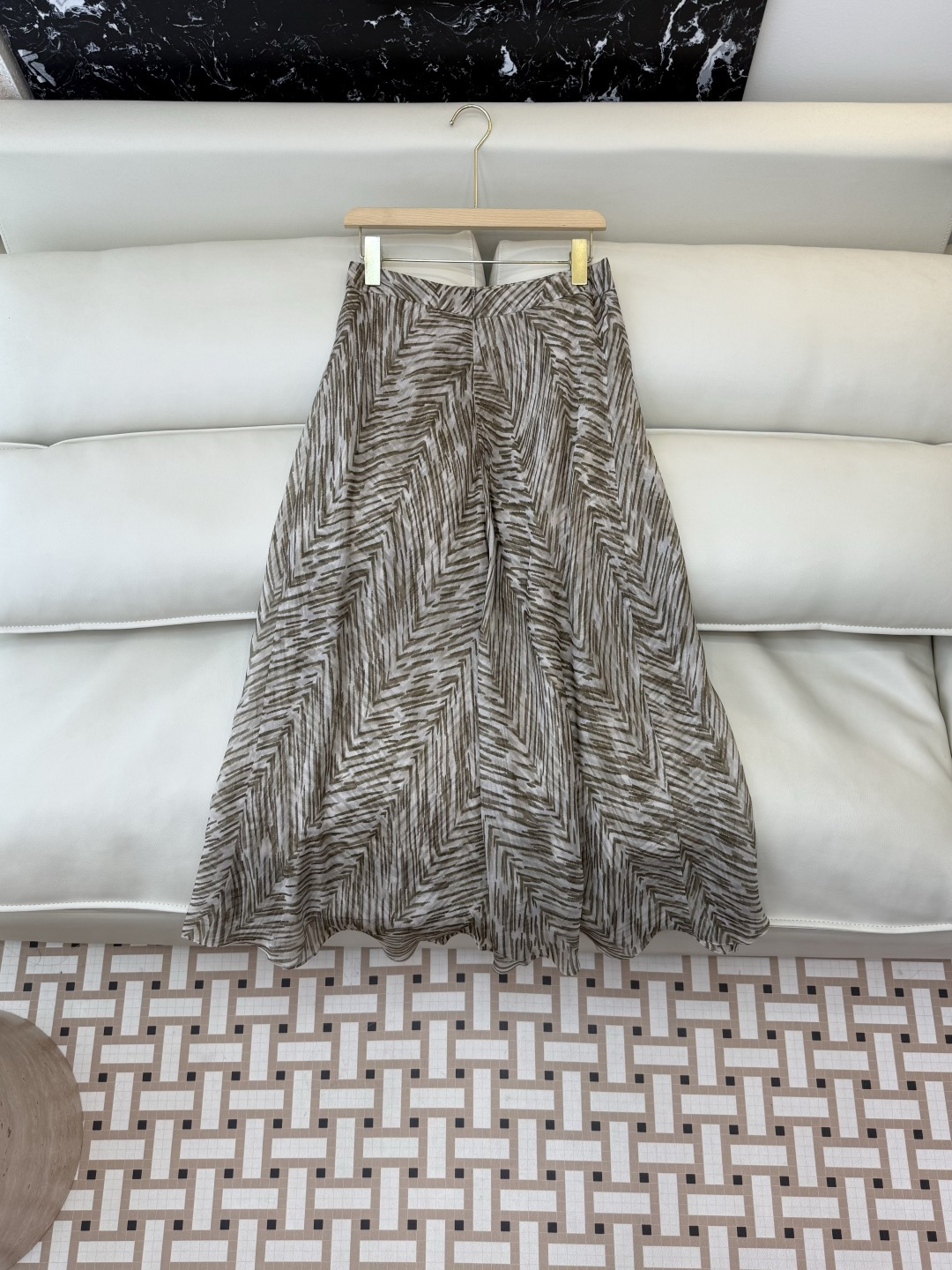 LZ26011#新款半裙🌾BC 大爆款 30%桑蚕丝 真丝飘逸长半裙 两色 SML