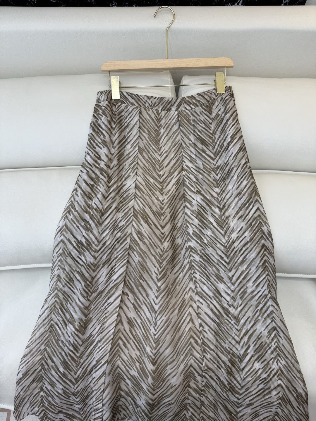 LZ26011#新款半裙🌾BC 大爆款 30%桑蚕丝 真丝飘逸长半裙 两色 SML