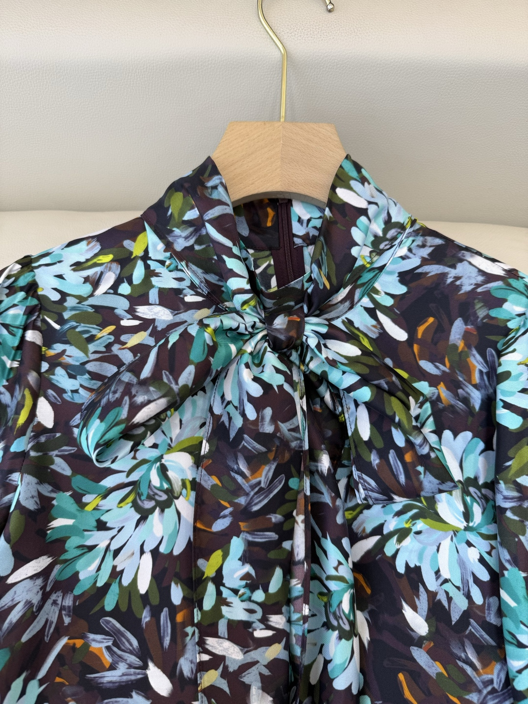 BS1118#新款衬衫💕gucci 烟花爆美图 真丝 蝴蝶结 印花上衣 36-42