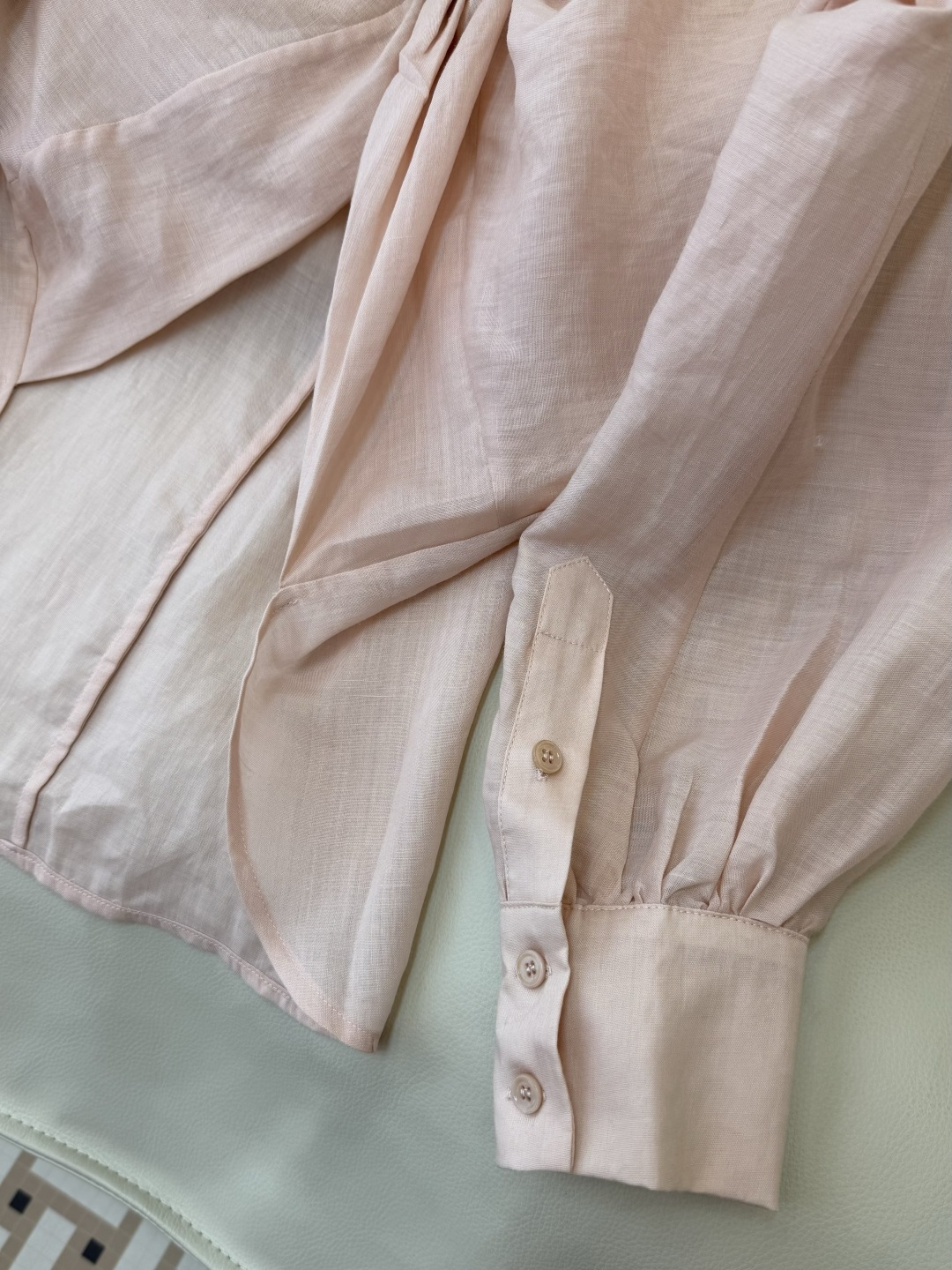 LZ26020#新款衬衫🌾BC 42% 苎麻 显瘦 V领 长袖衬衫 粉色 咖色 白色 SML